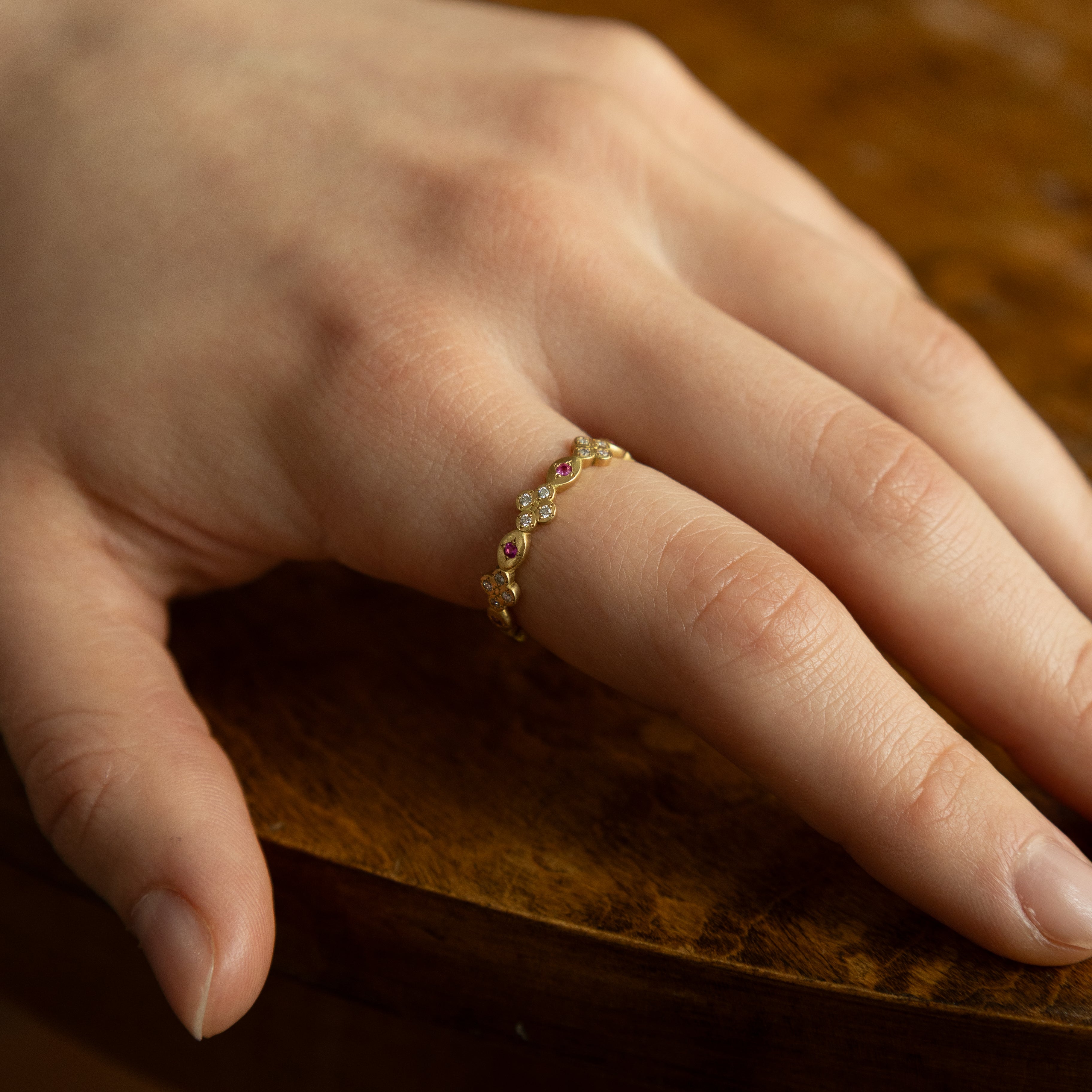 Pink Sapphire Clover Band
