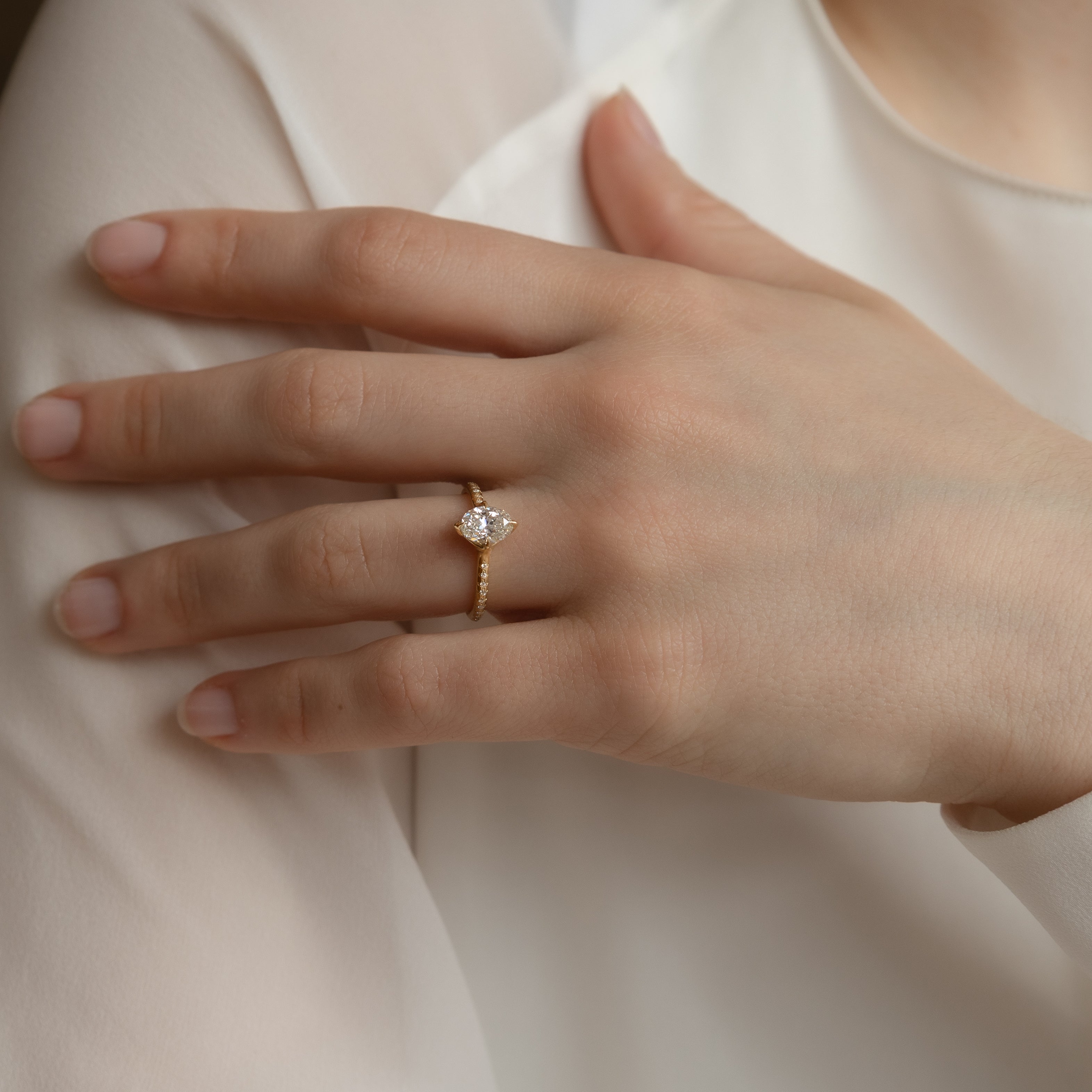 Oval Rosehip Ring - 1.00ct