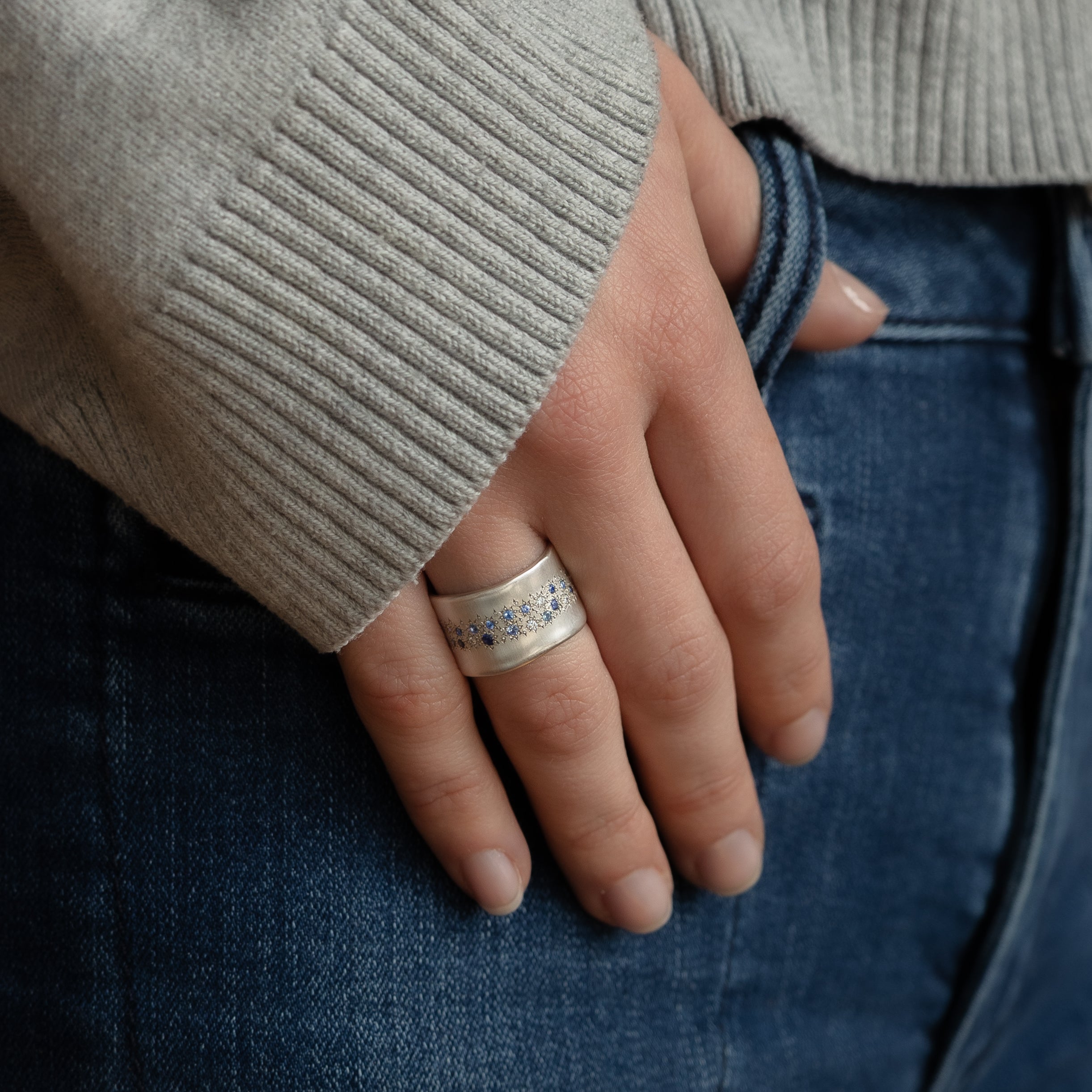 Double Line Organic Wide Band