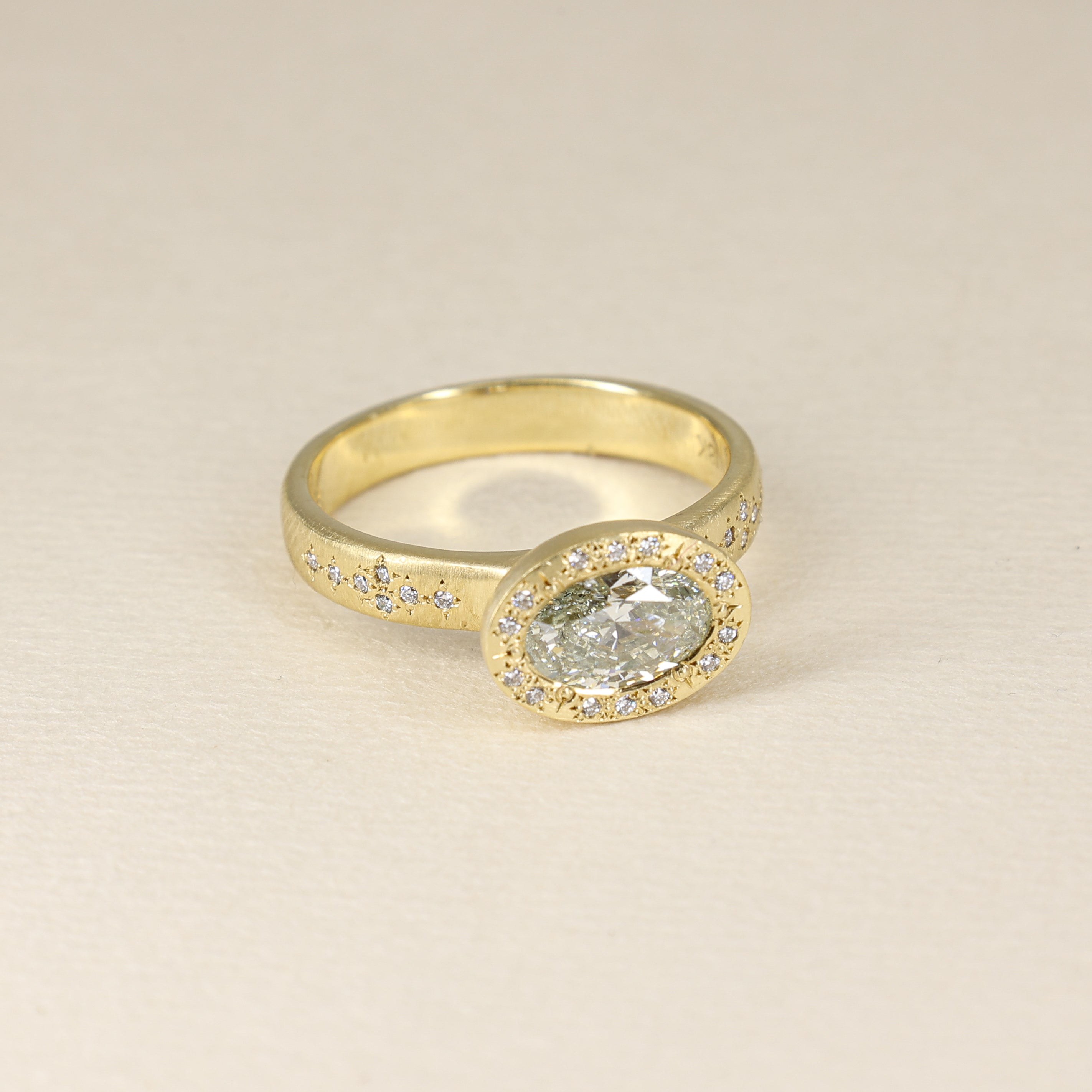 Oval Beaded Horizon Ring