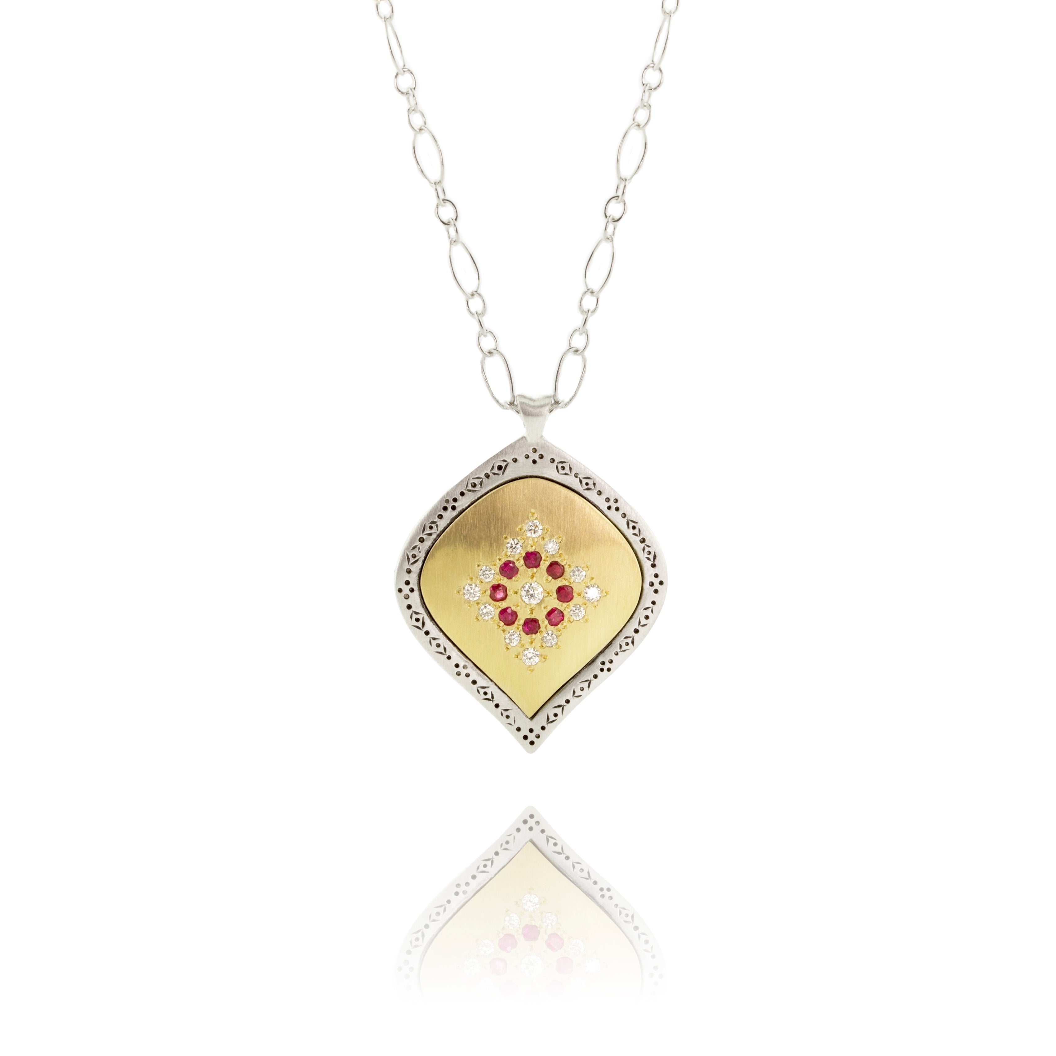 Allure Pendant