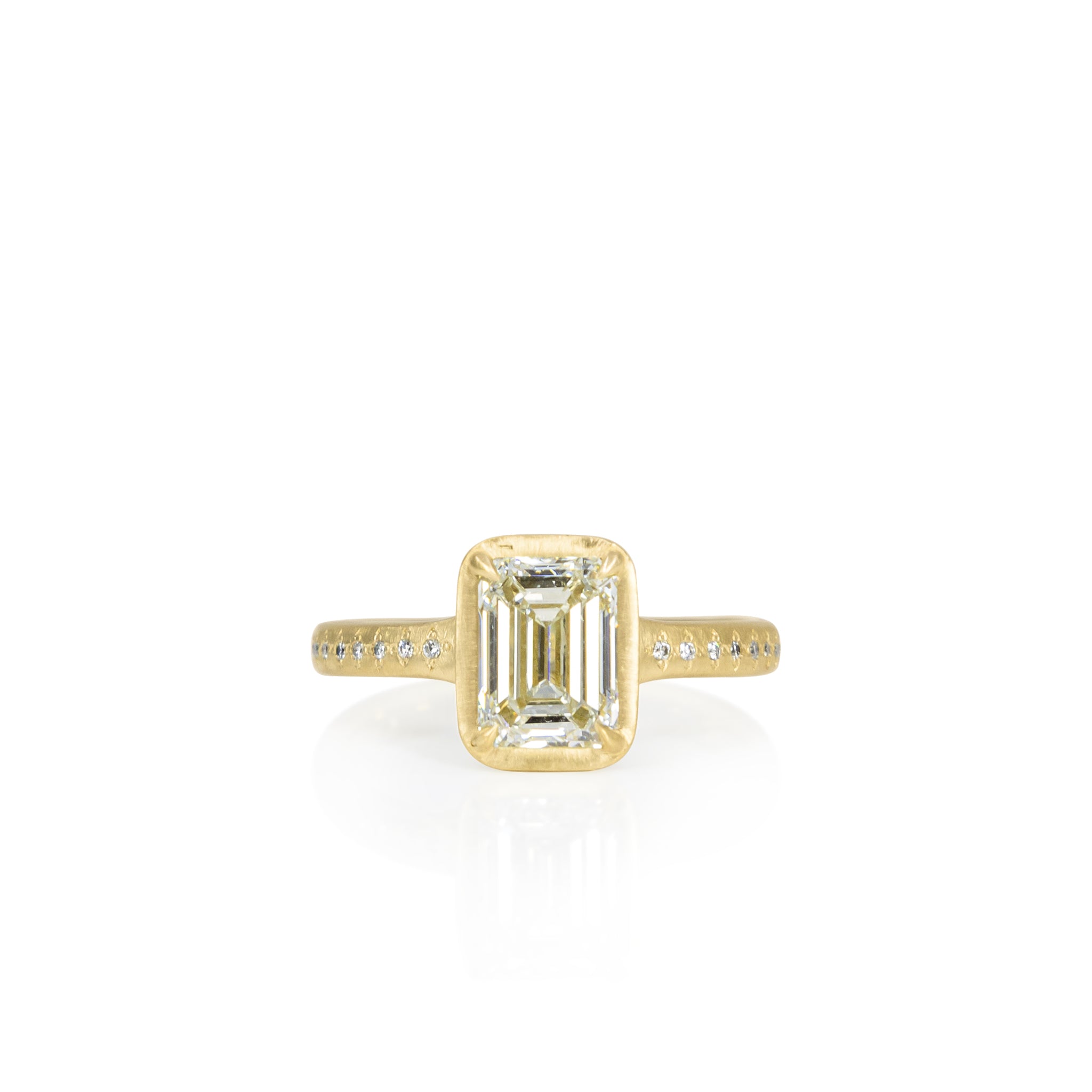 Emerald Cut Prong Succession Ring