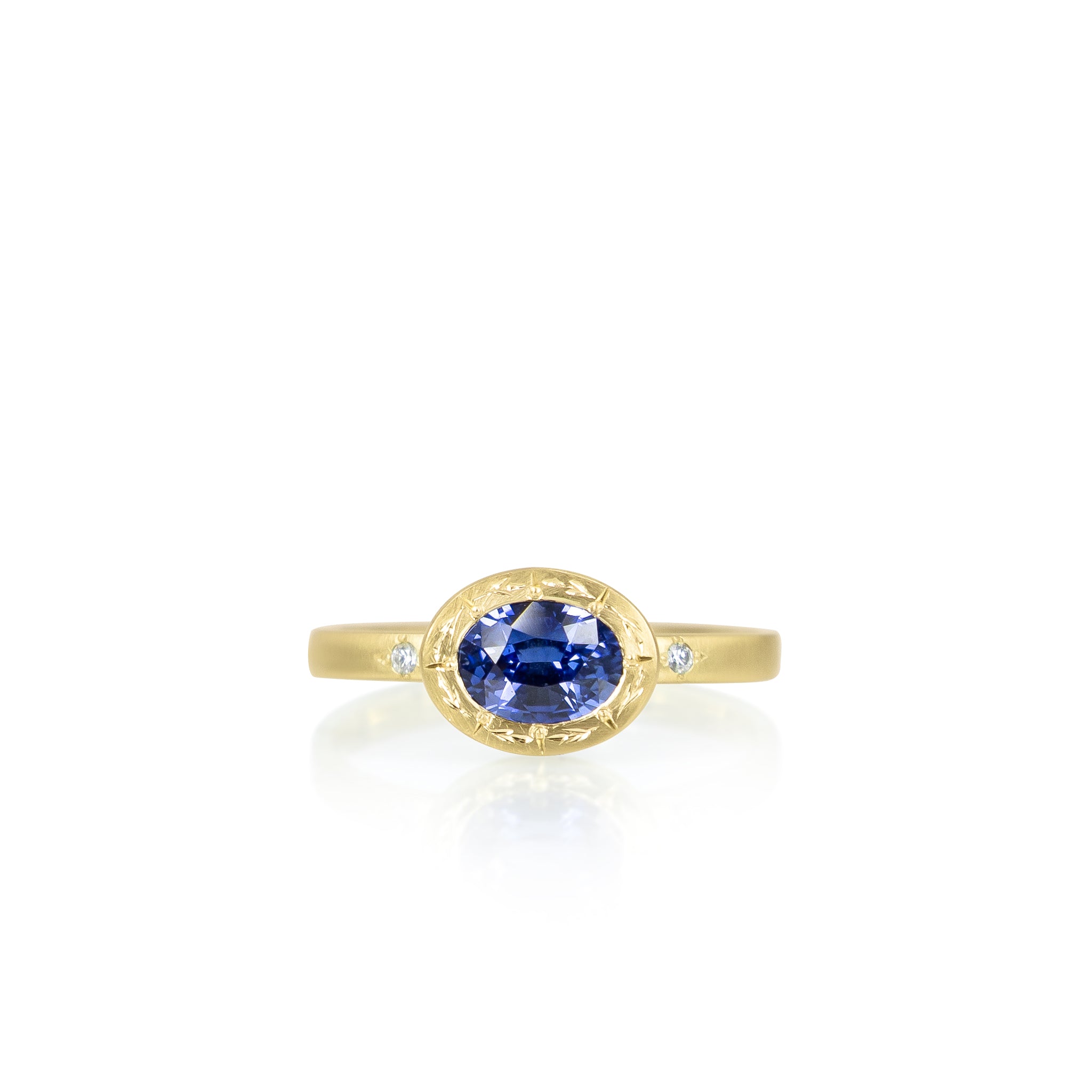 Oval Sapphire Etched Bezel Ring - 1.06ct