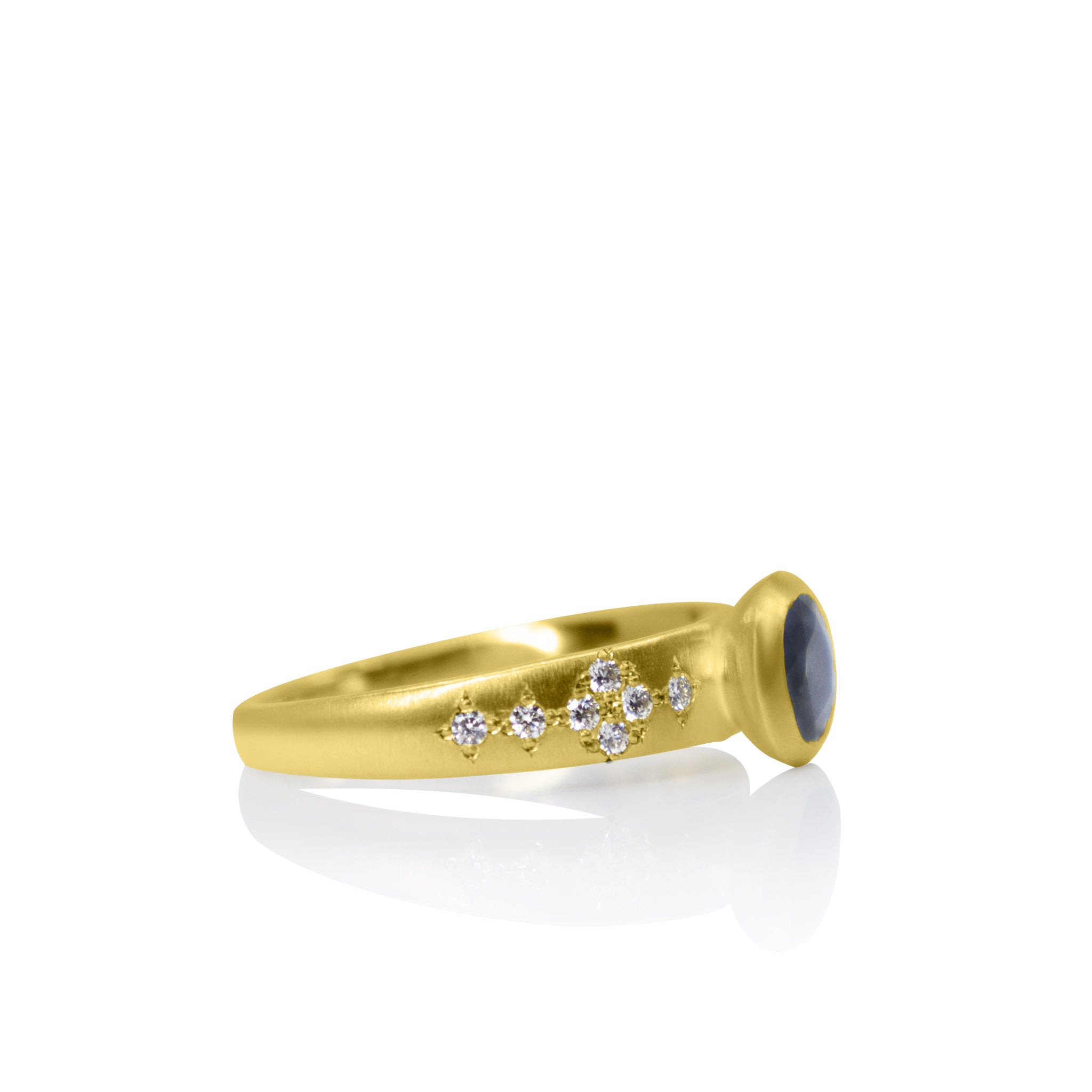 Memories Sapphire Ring