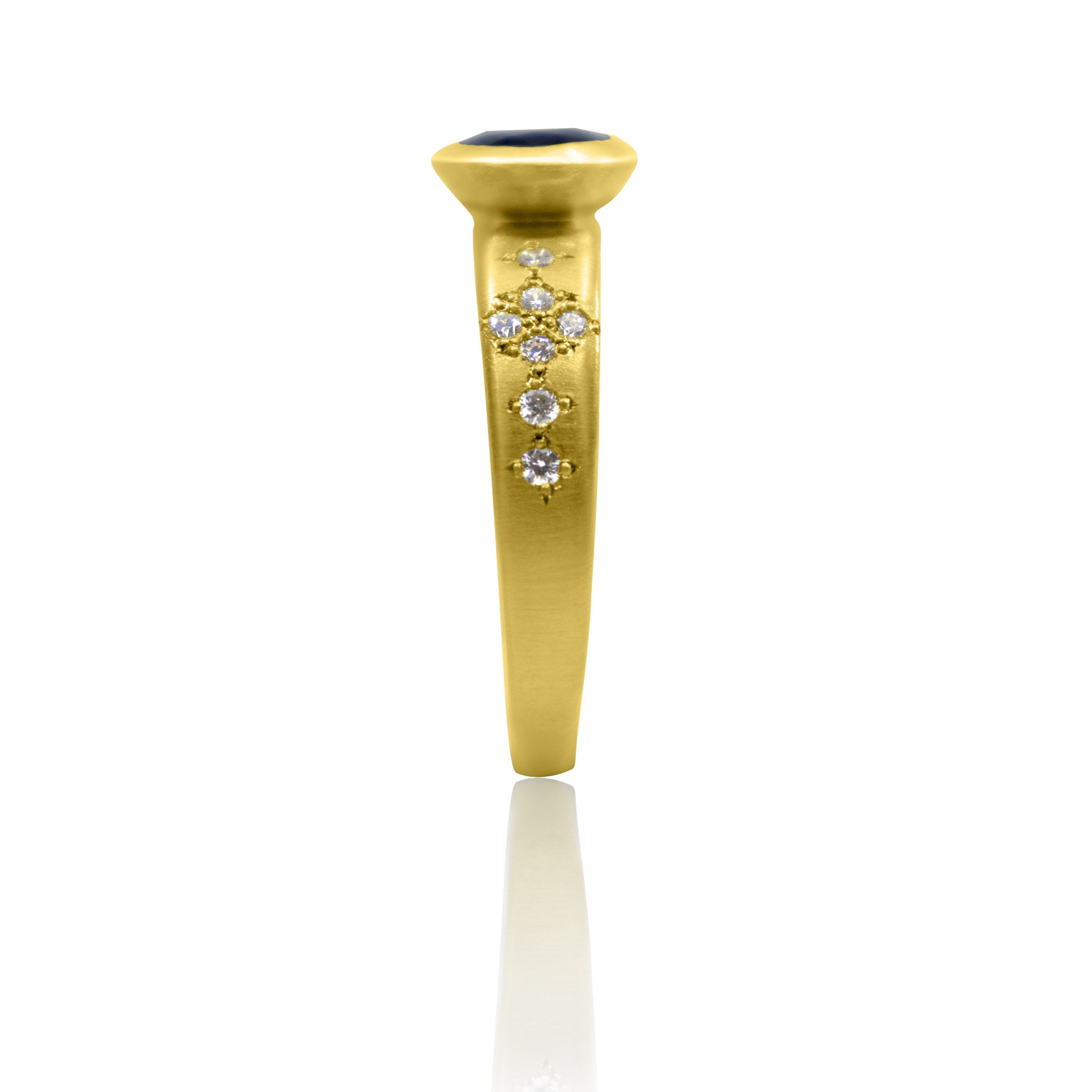 Memories Sapphire Ring