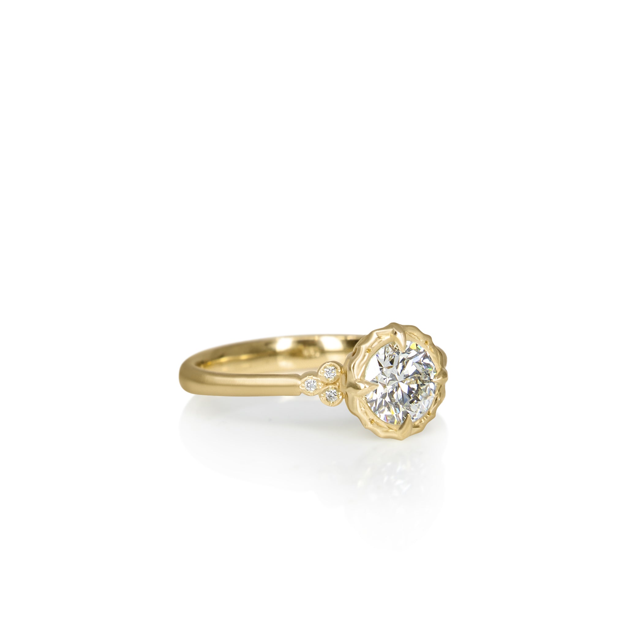 Round Luna Ring - 0.72ct