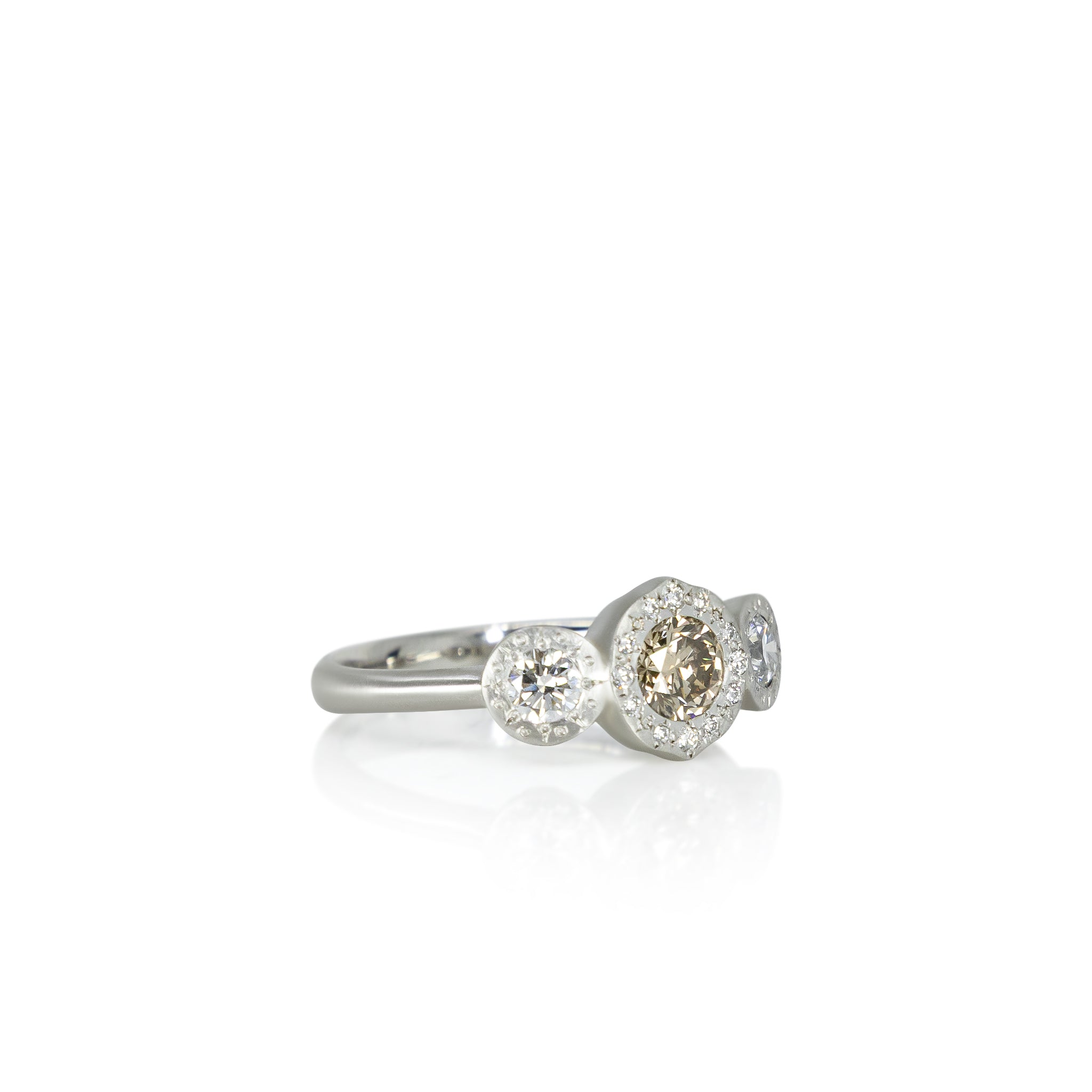 Horizon Three-Stone Ring