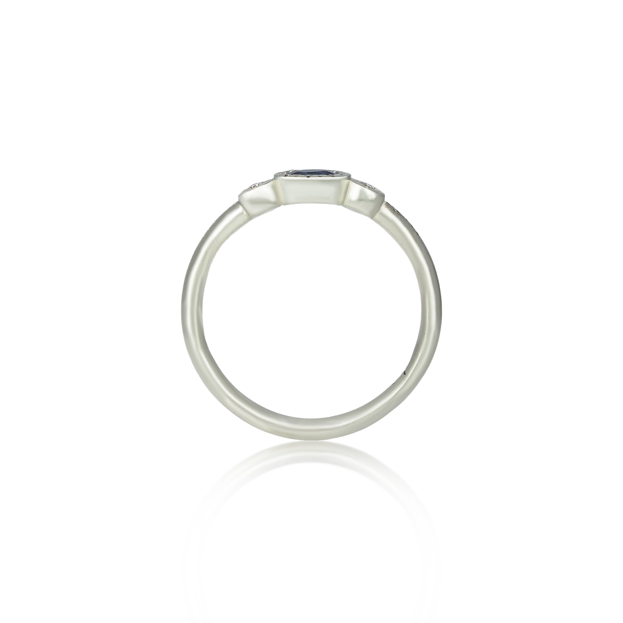 Oval & Round Charm Ring