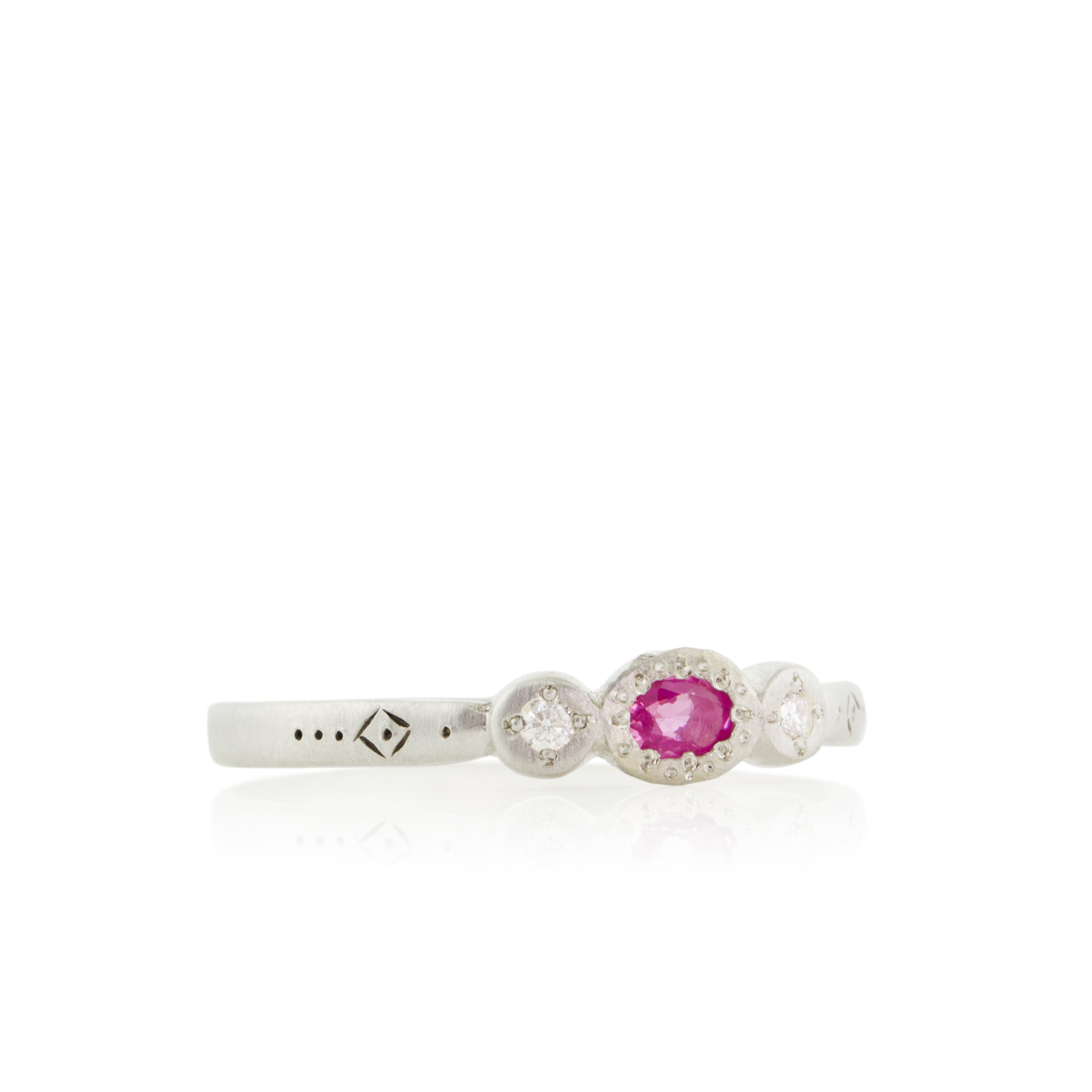 Oval & Round Charm Ring