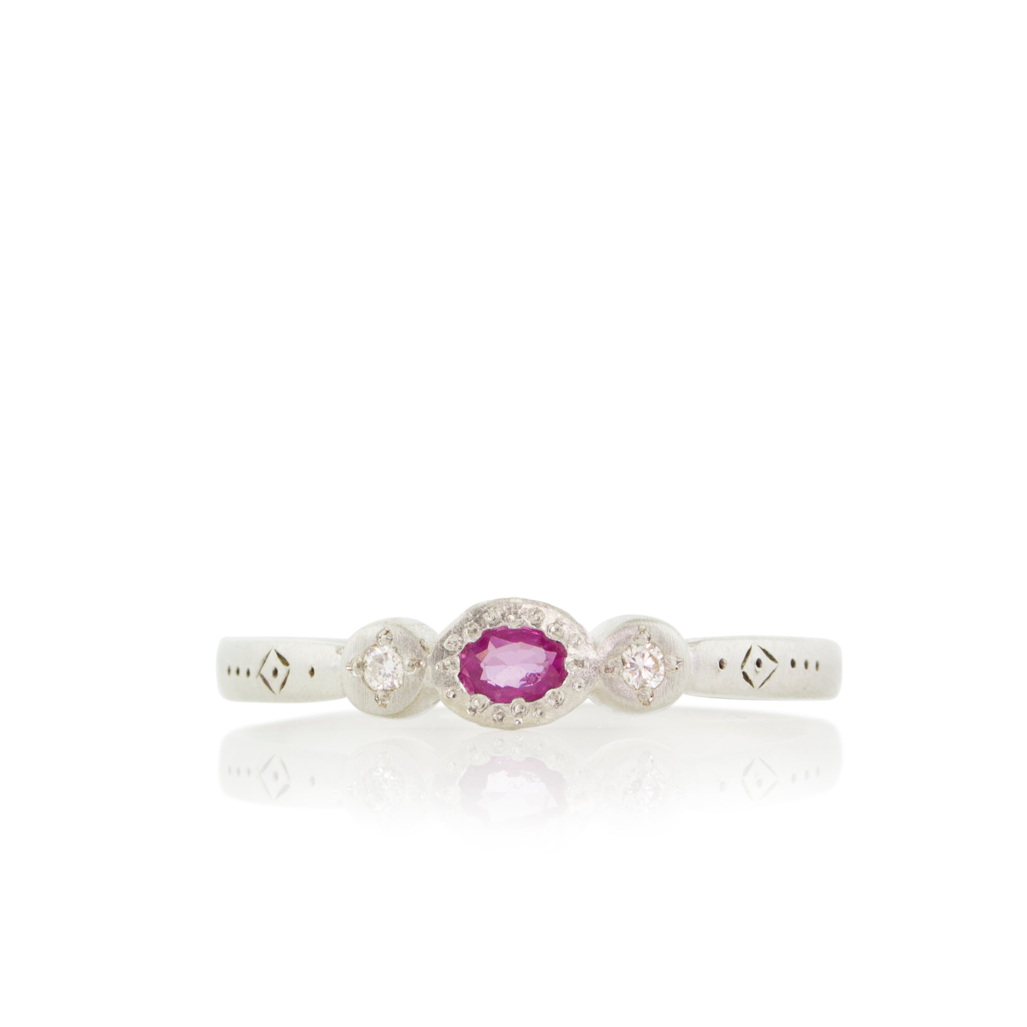 Oval & Round Charm Ring