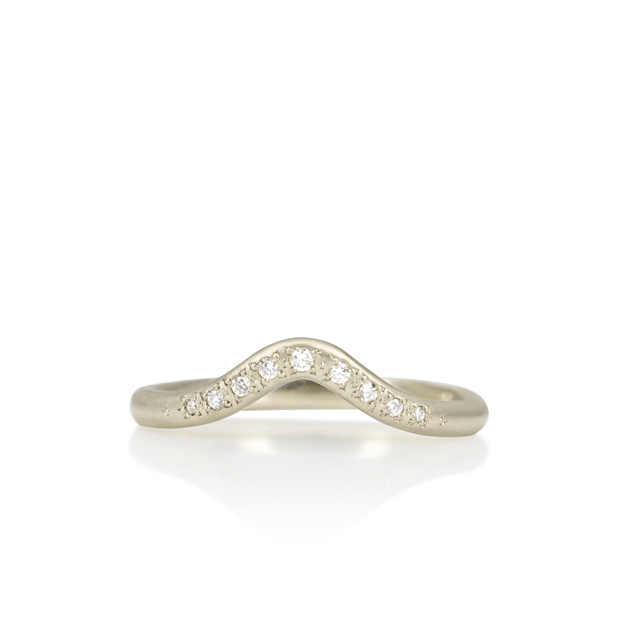 Curved Nesting Band
