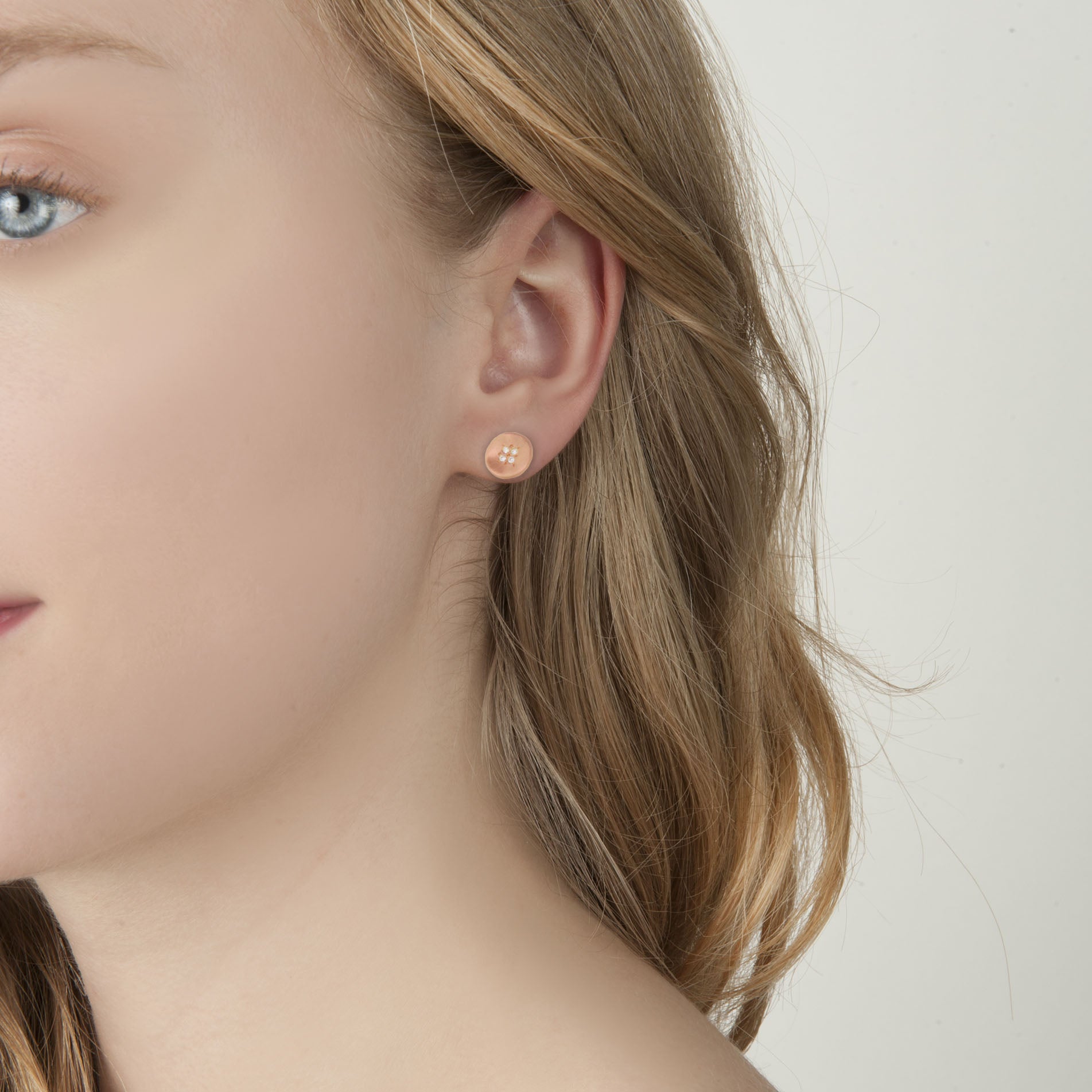 Gold Four Star Wave Studs