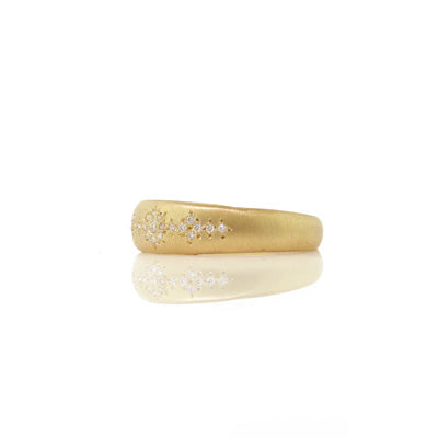Tapered Shimmer Band in Gold