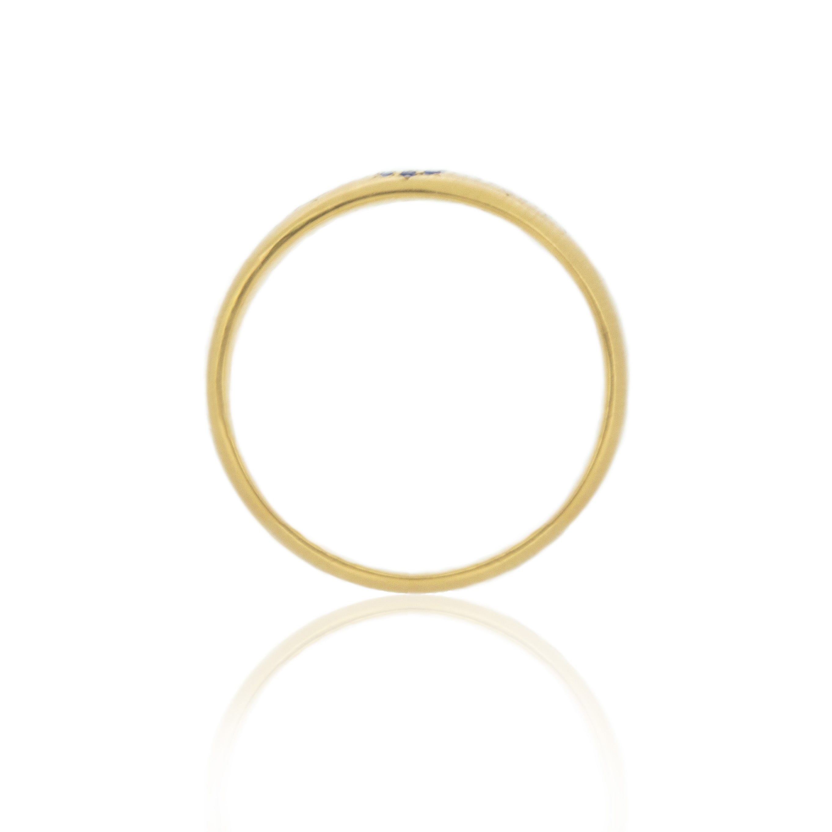 Tapered Shimmer Band in Gold
