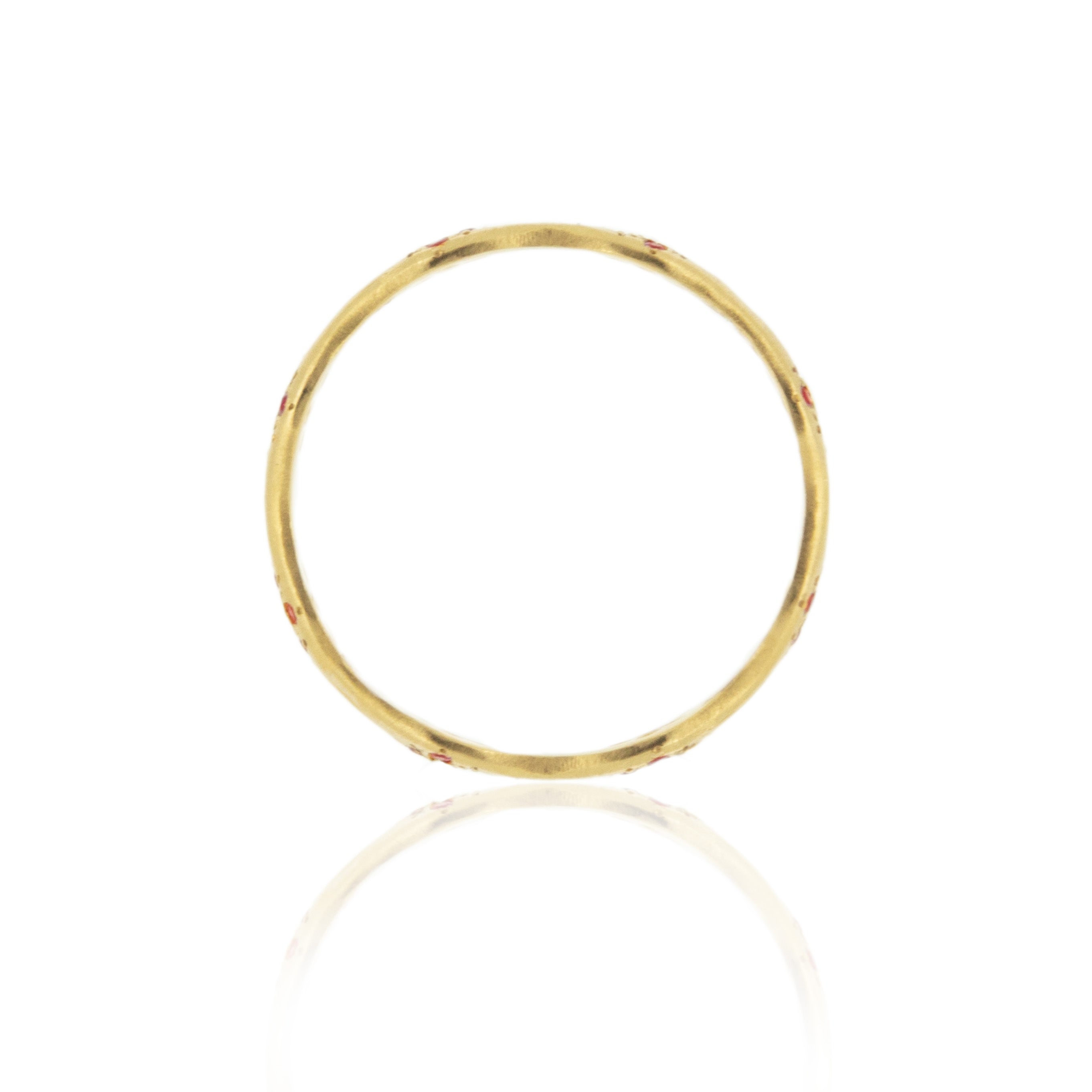 Thin Wavy Memories Band in Gold