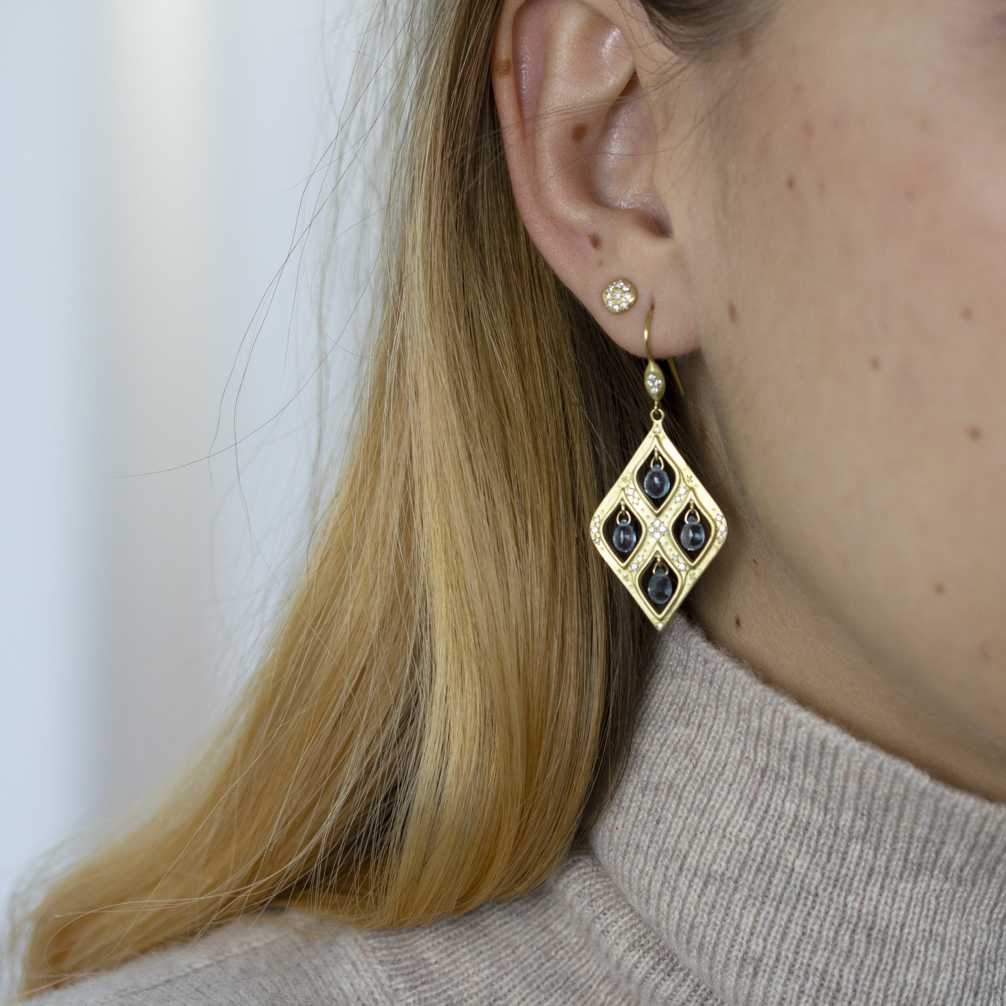 Le Plume Earrings