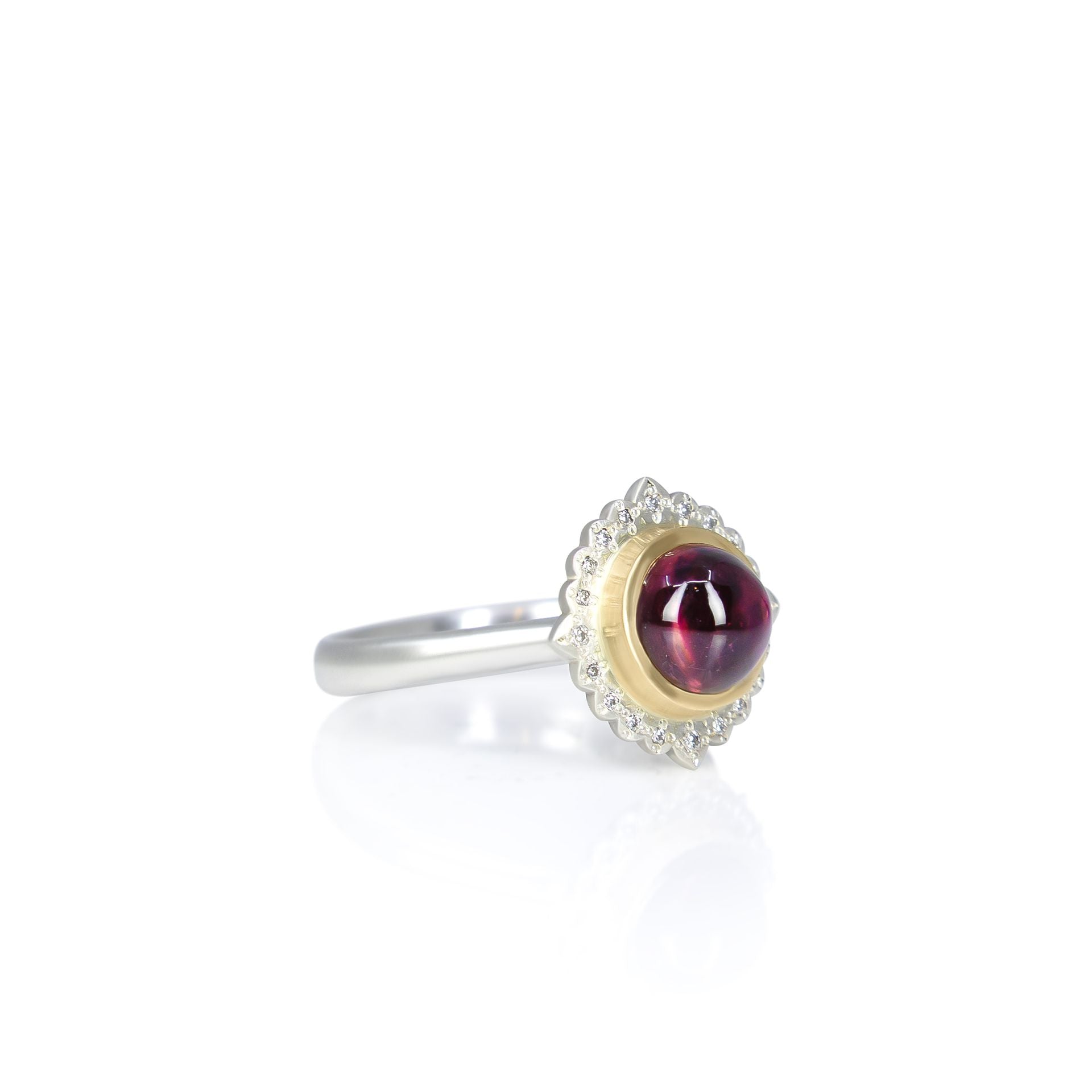 Two tone flame ring