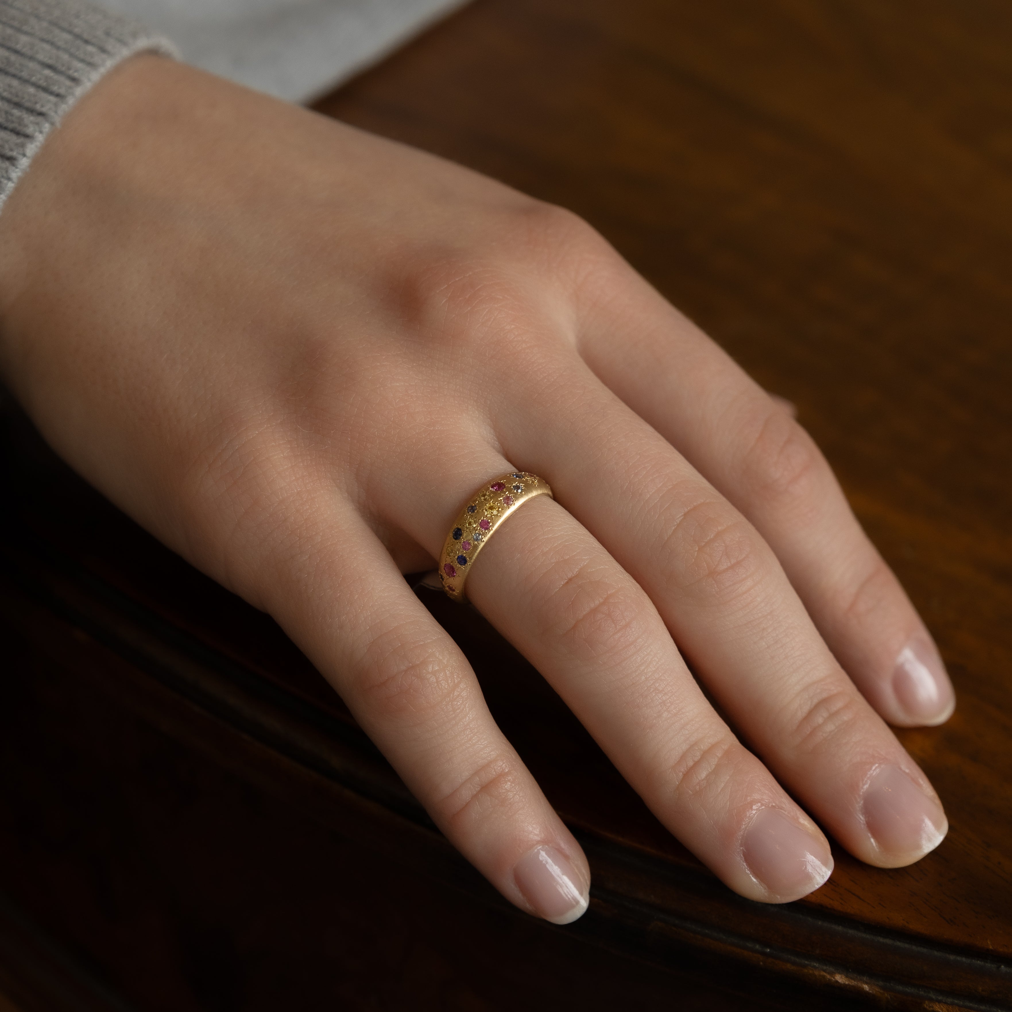 Tapered Multi-Stone Band