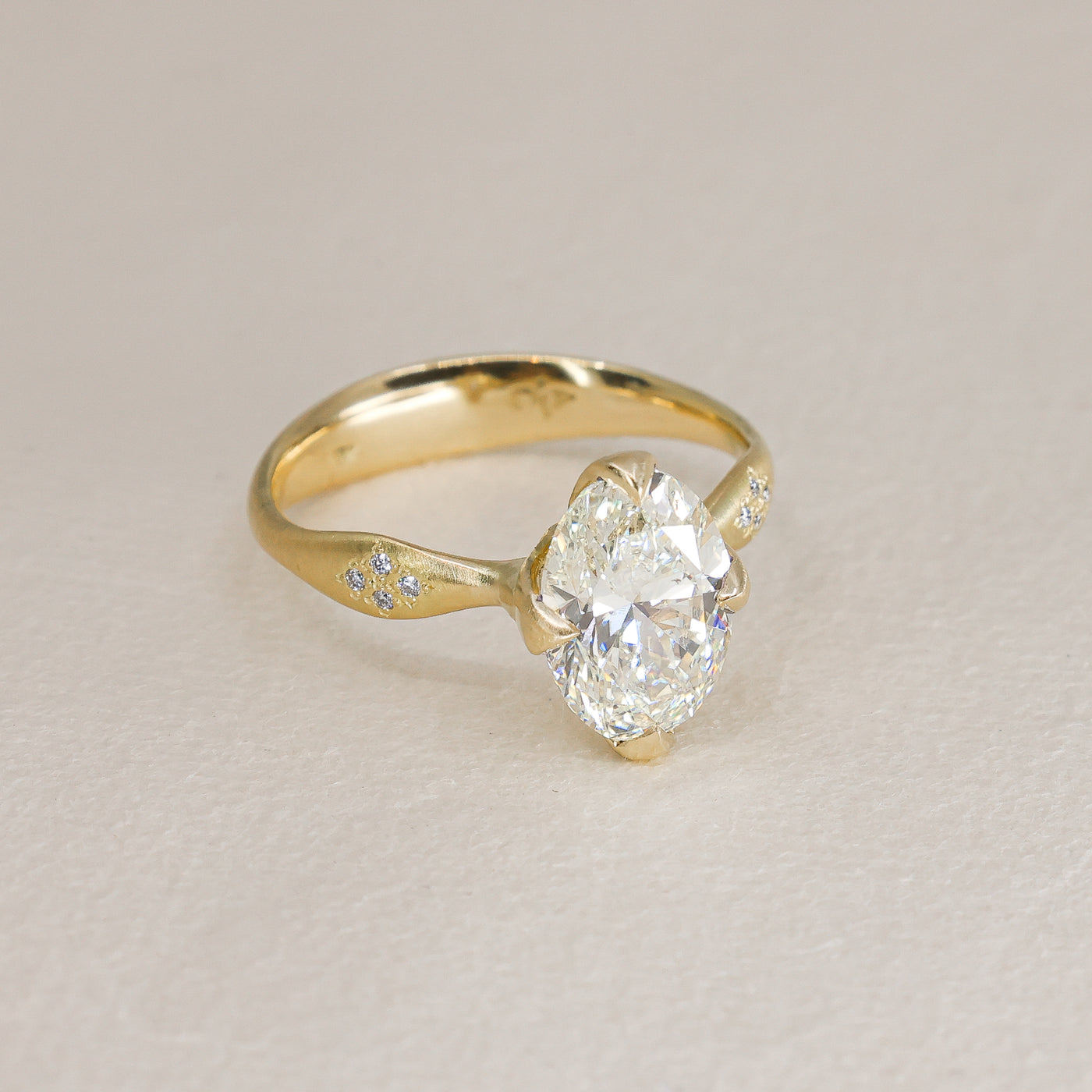 Oval Rosebud Ring