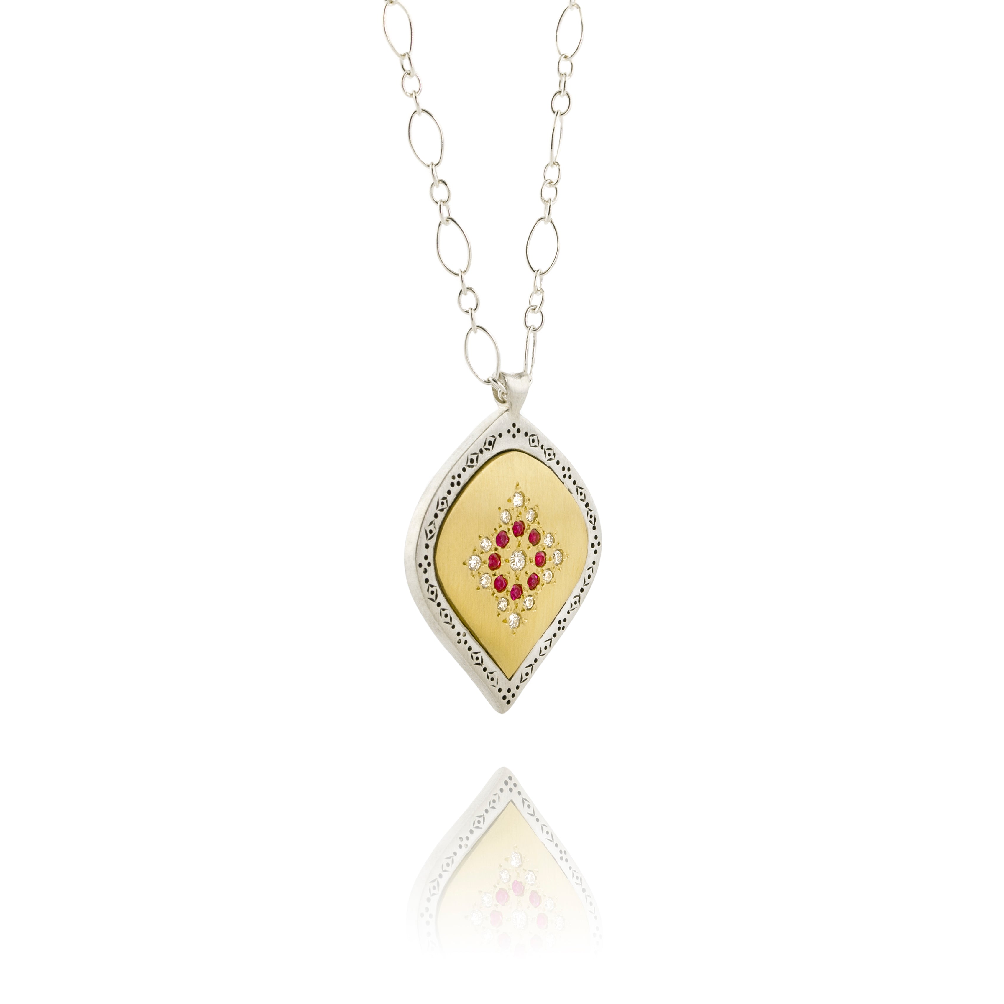 Allure Pendant