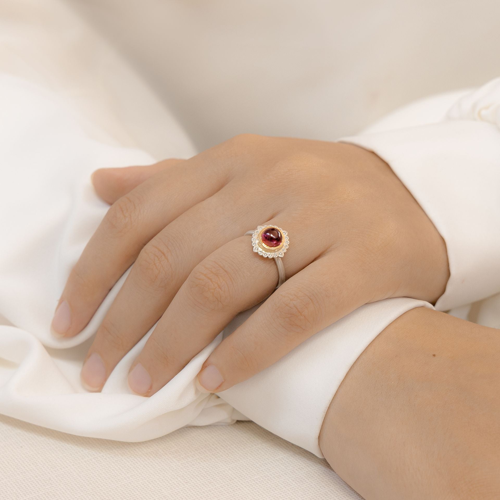 Two tone flame ring