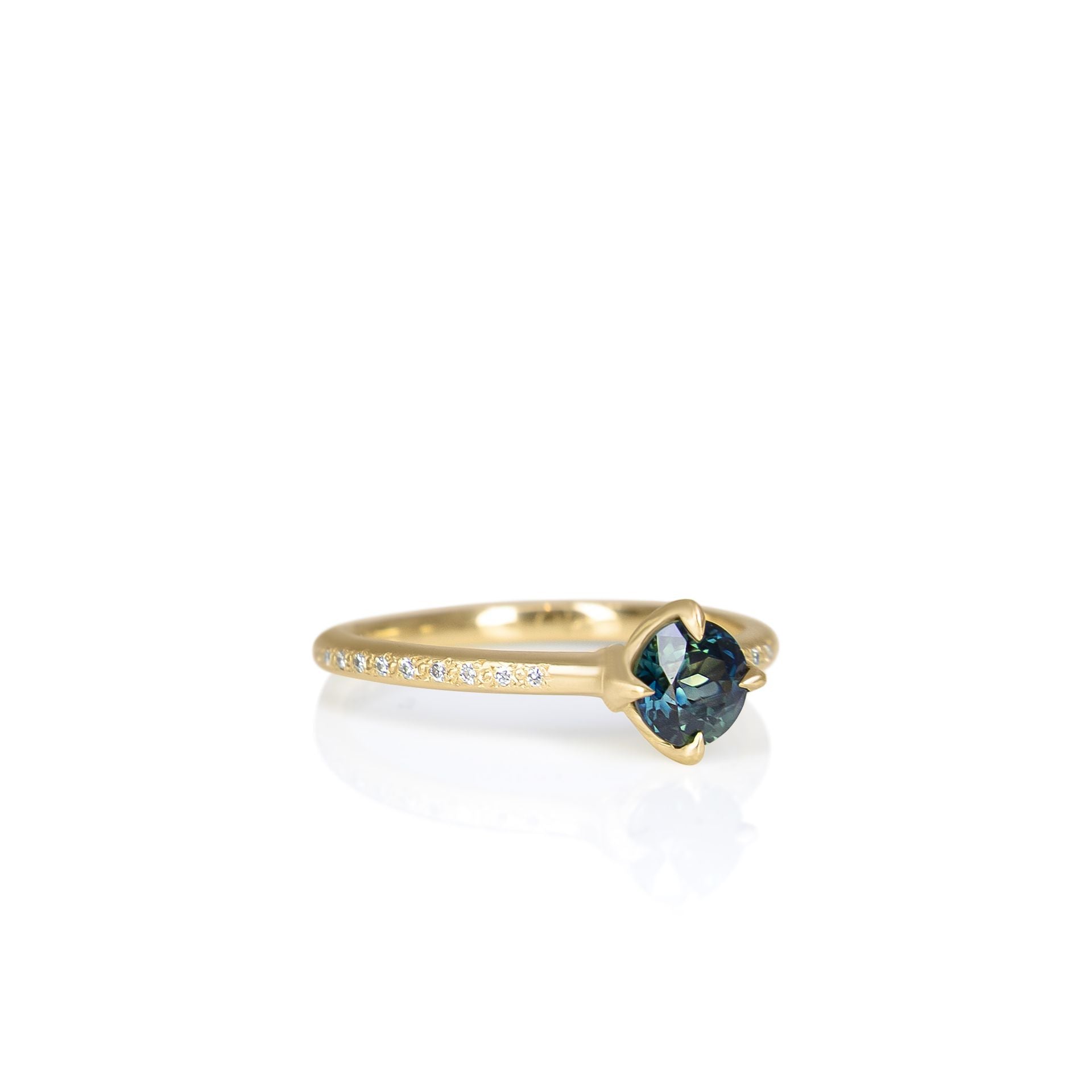 Teal Sapphire Rosehip Ring - 0.76ct