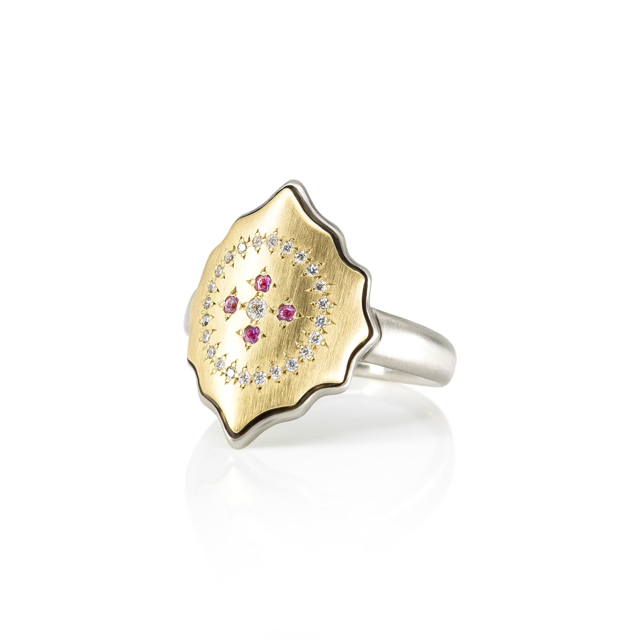 Gold Scalloped Ring with Pink Sapphire & Diamond