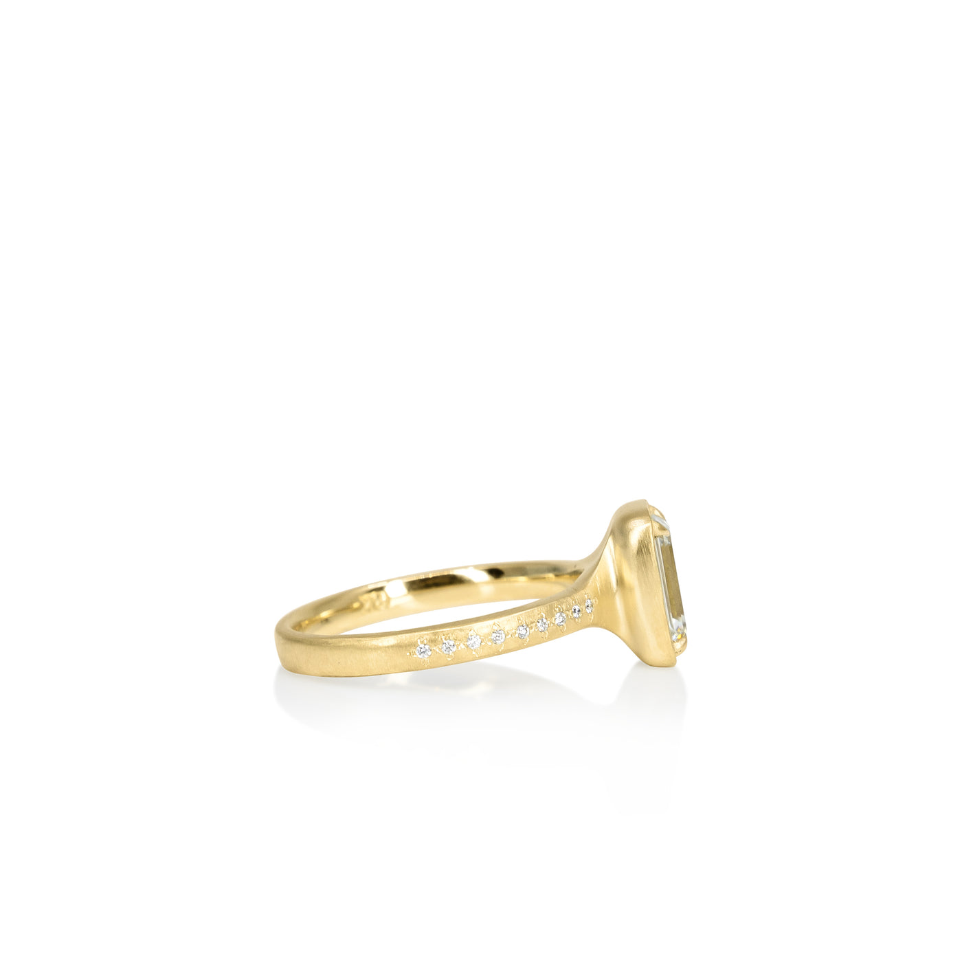 Emerald Cut Prong Succession Ring