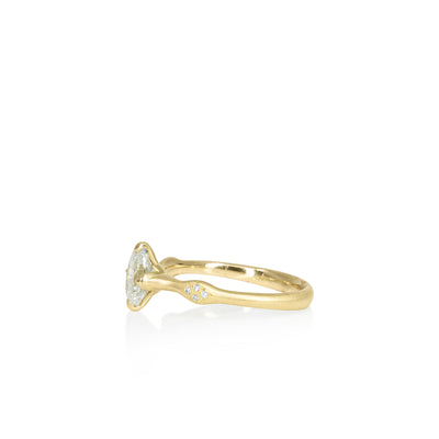Oval Rosebud Ring