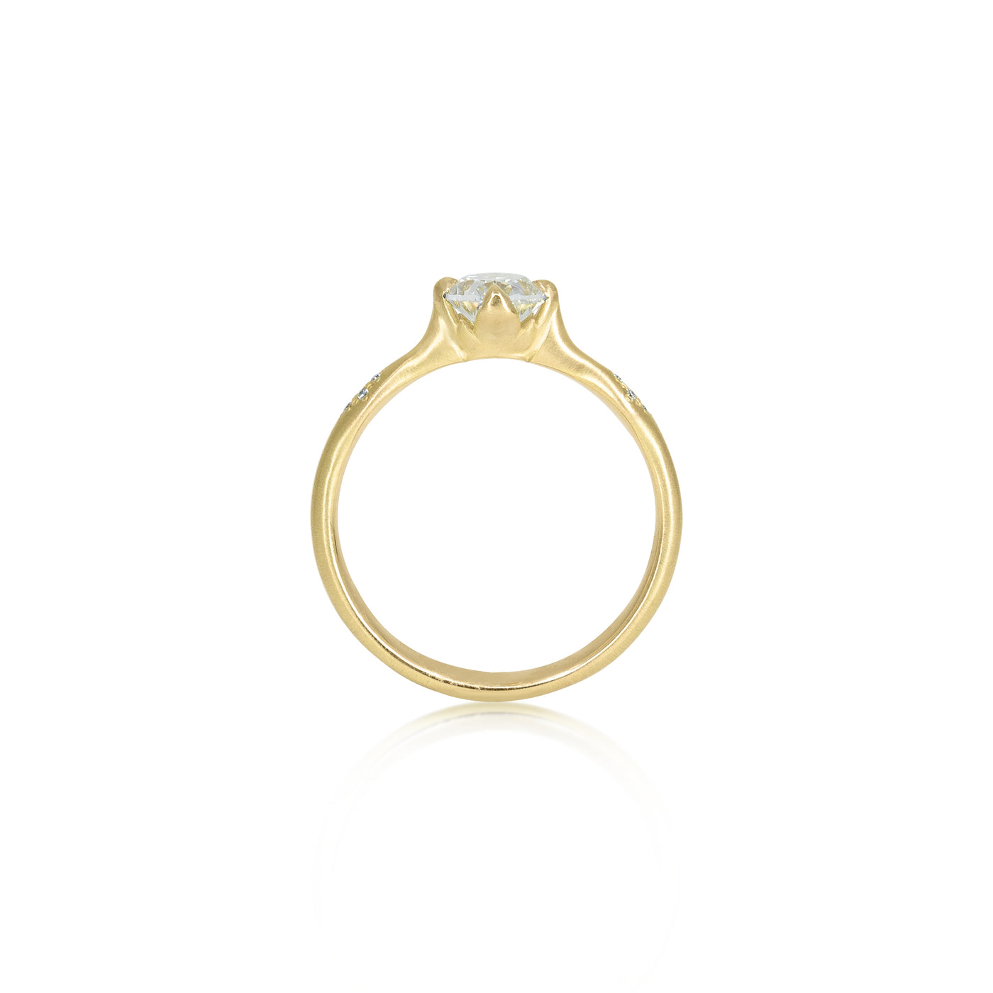 Oval Rosebud Ring