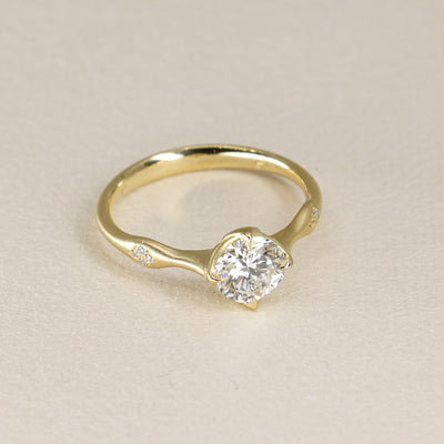 Round Rosebud Ring