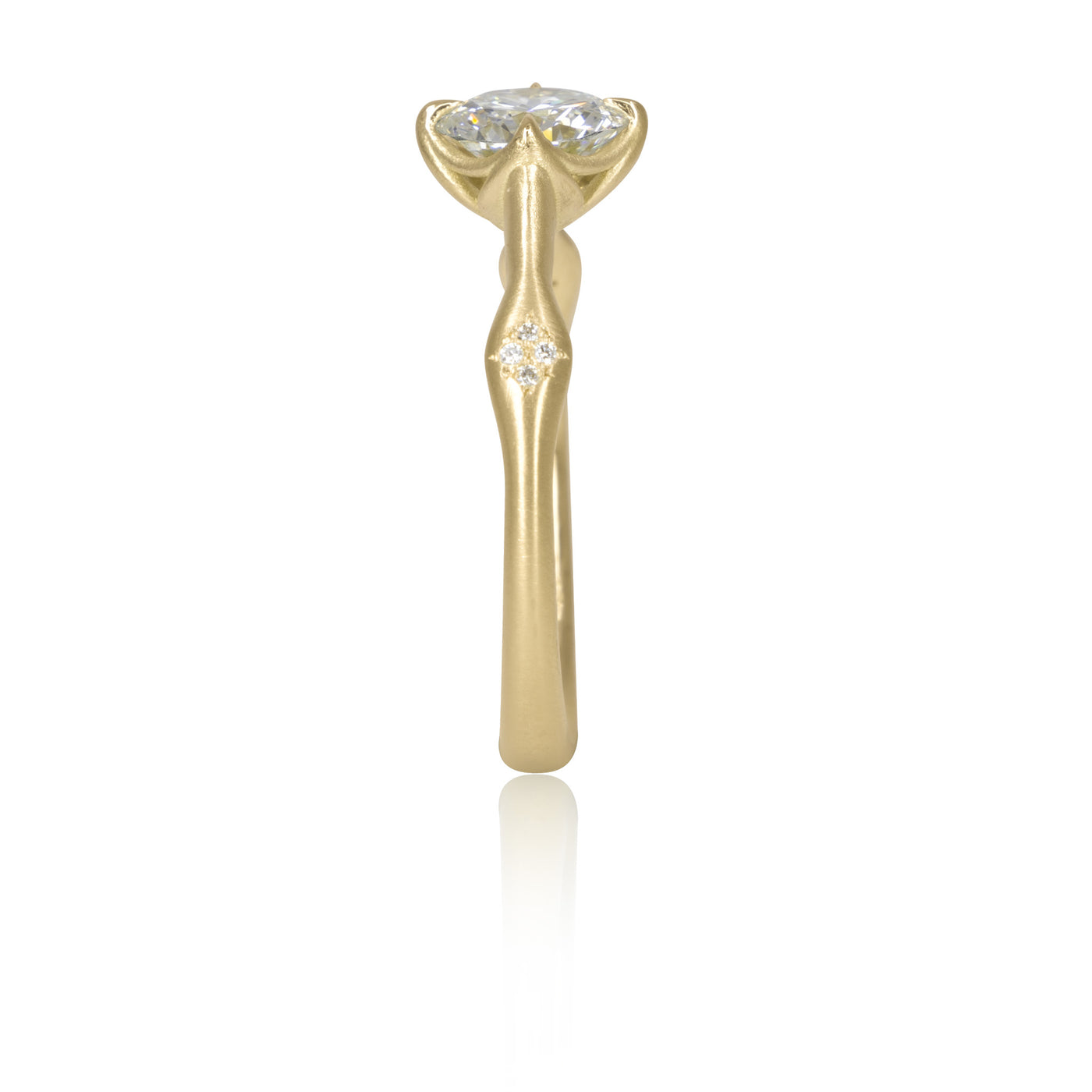 Round Rosebud Ring