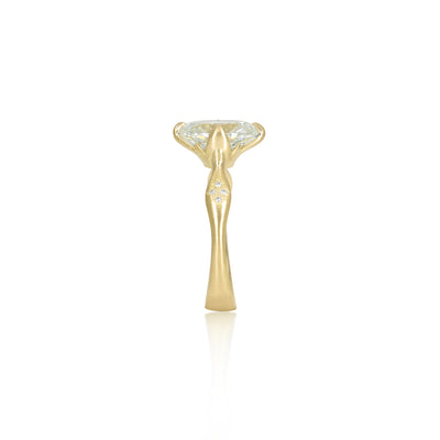 Oval Rosebud Ring