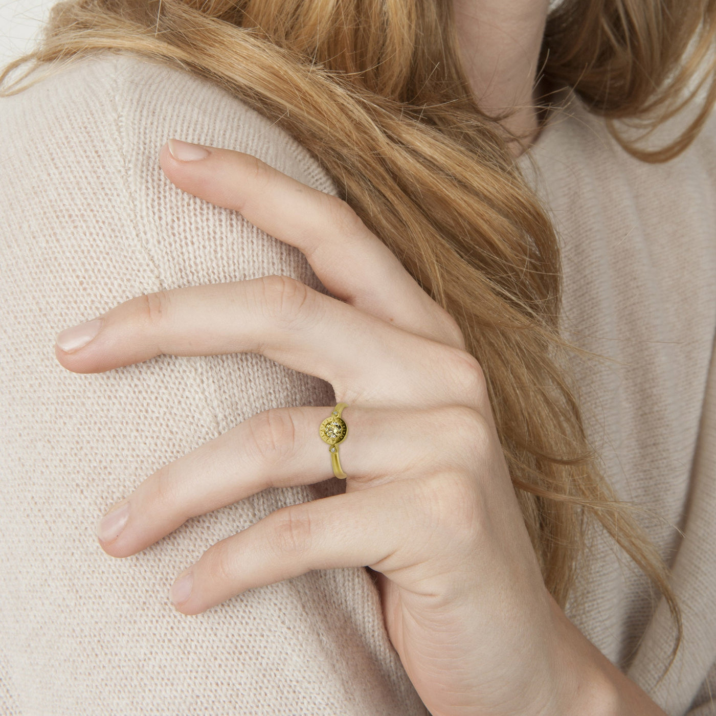 Champagne Diamond Etched Round Ring