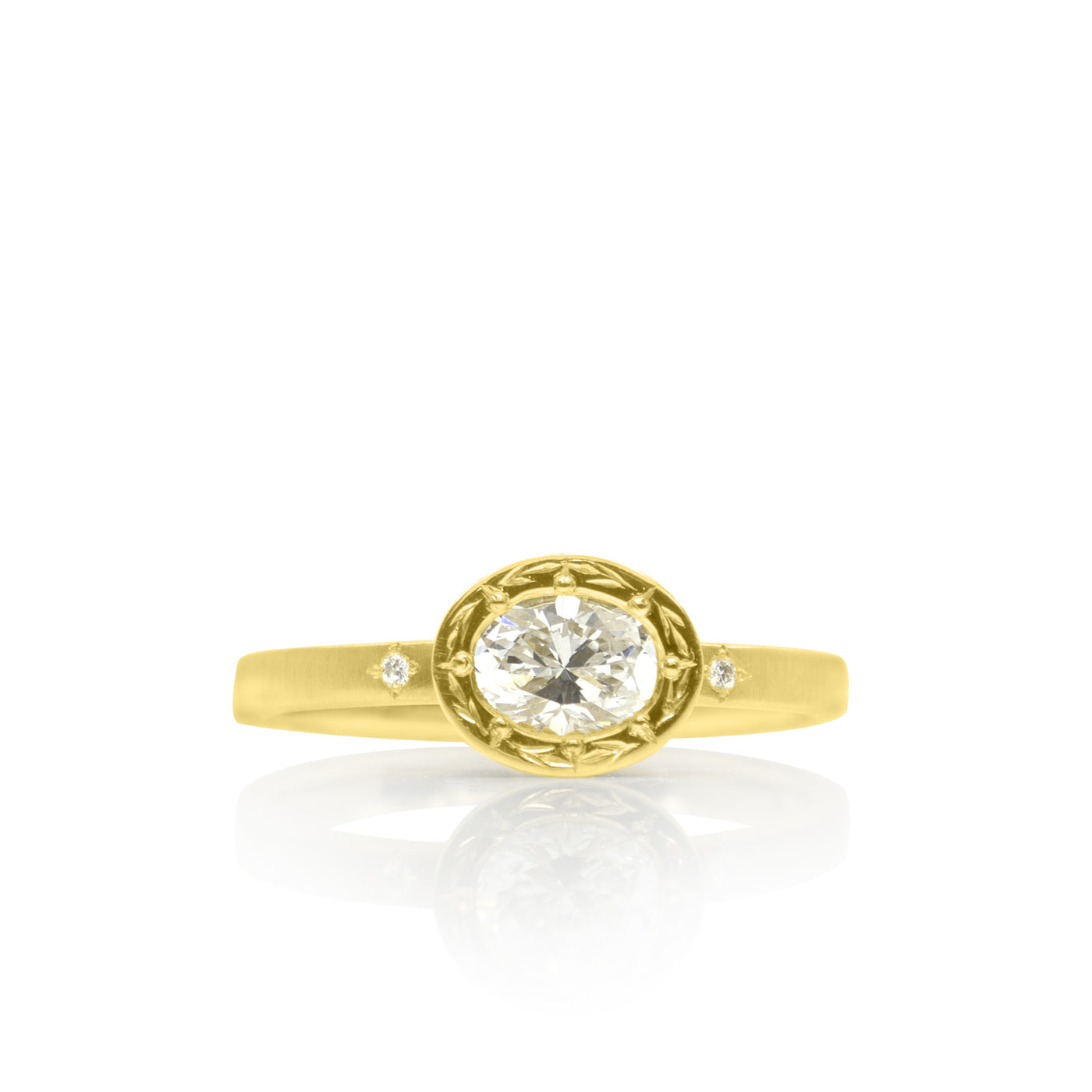 Oval Basket Ring with Engraving