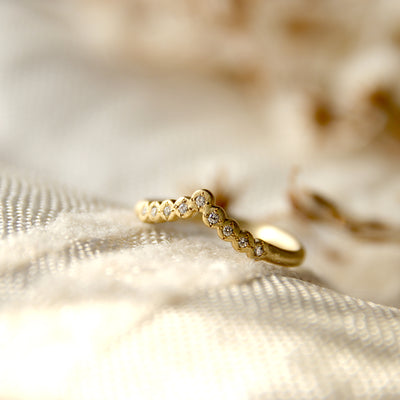 River Rocks Nesting Band in Gold