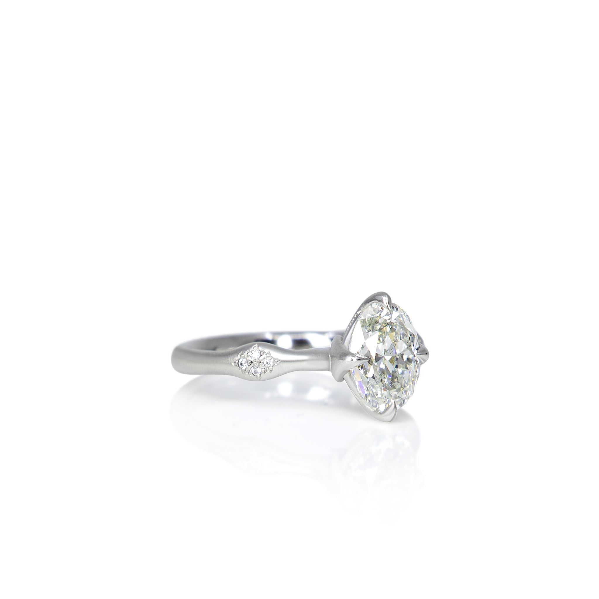 Platinum Oval Rosebud Ring
