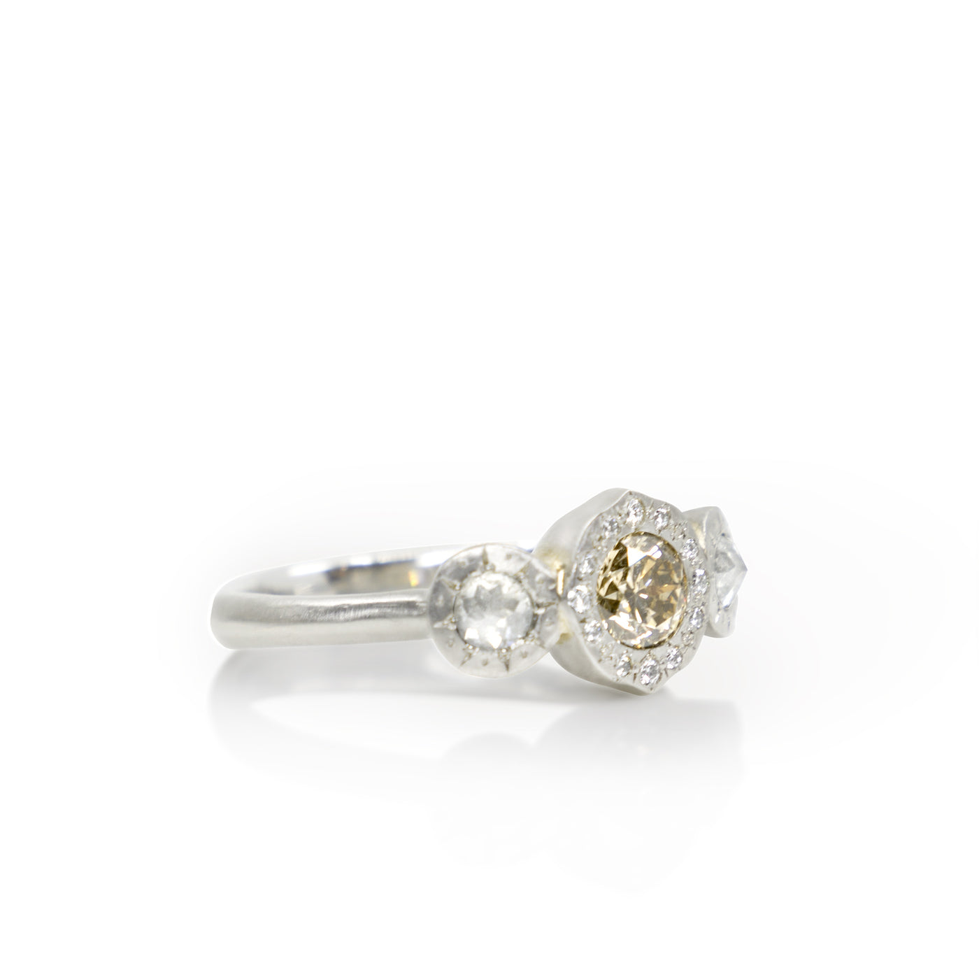 Horizon Three-Stone Ring