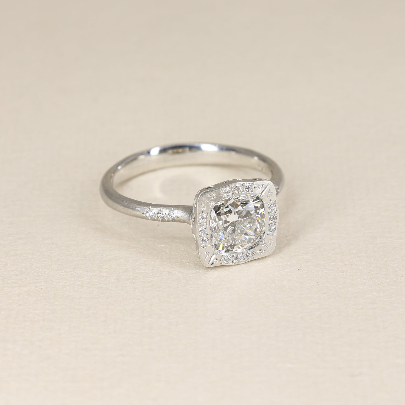 Cushion Basket Ring