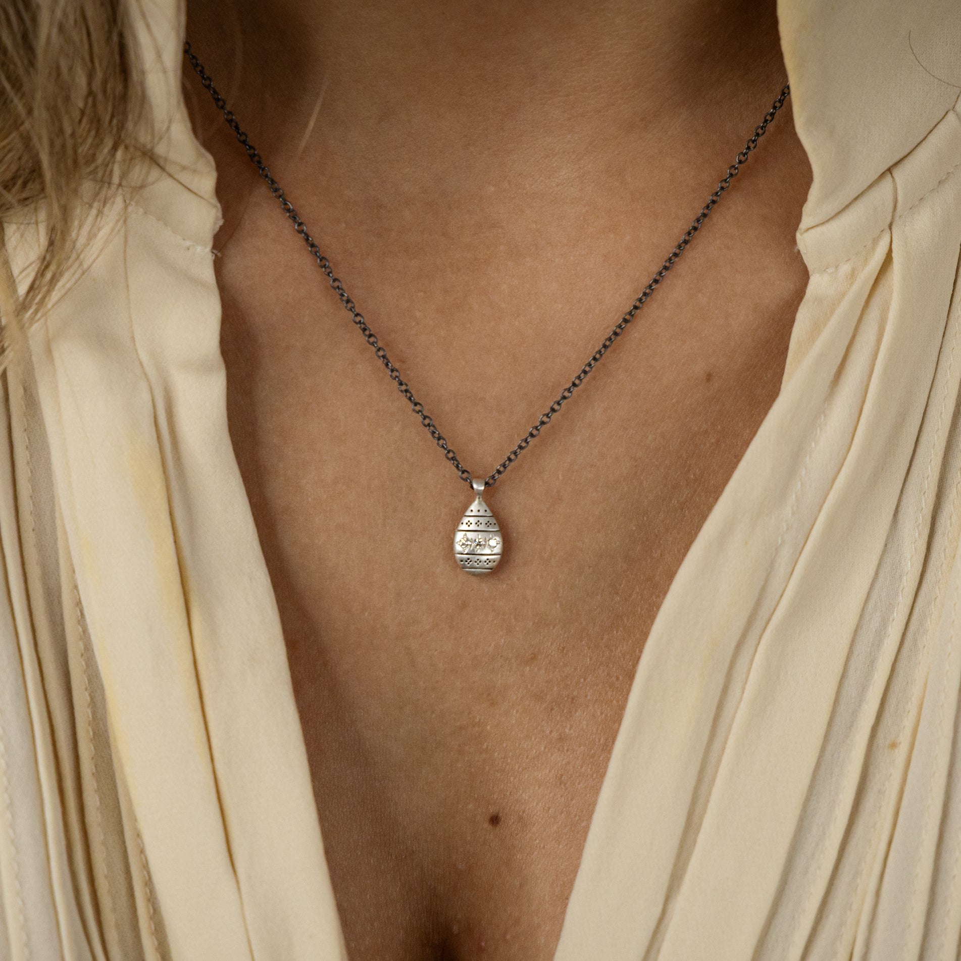Nomad Drop Pendant | Adel Chefridi