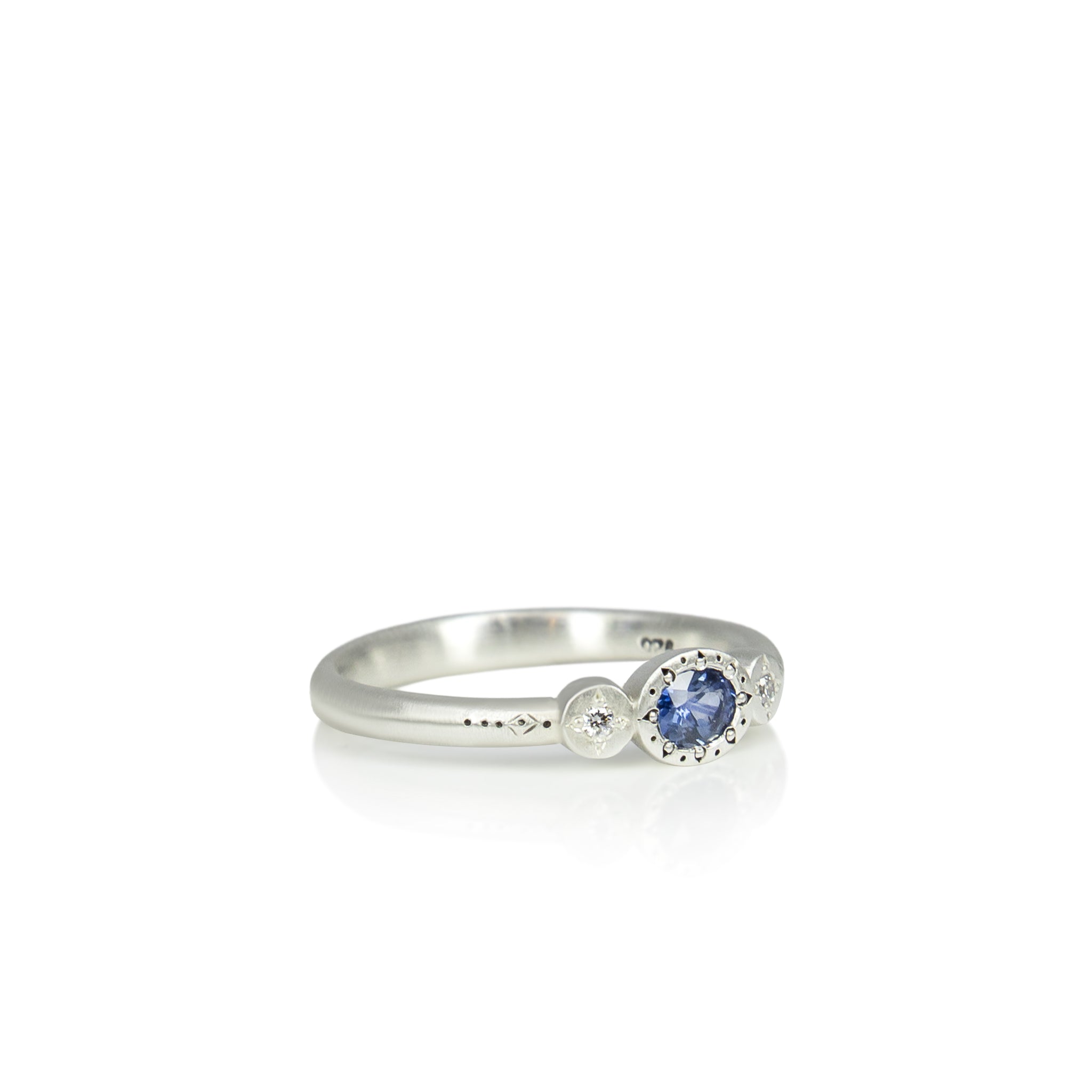 Oval & Round Charm Ring