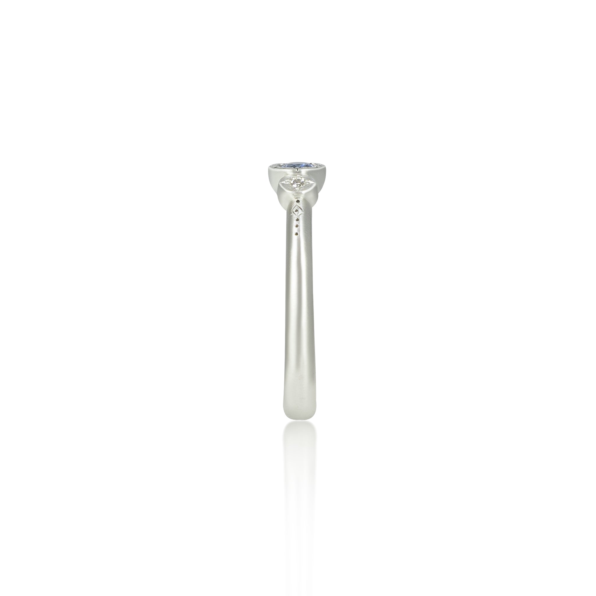 Oval & Round Charm Ring