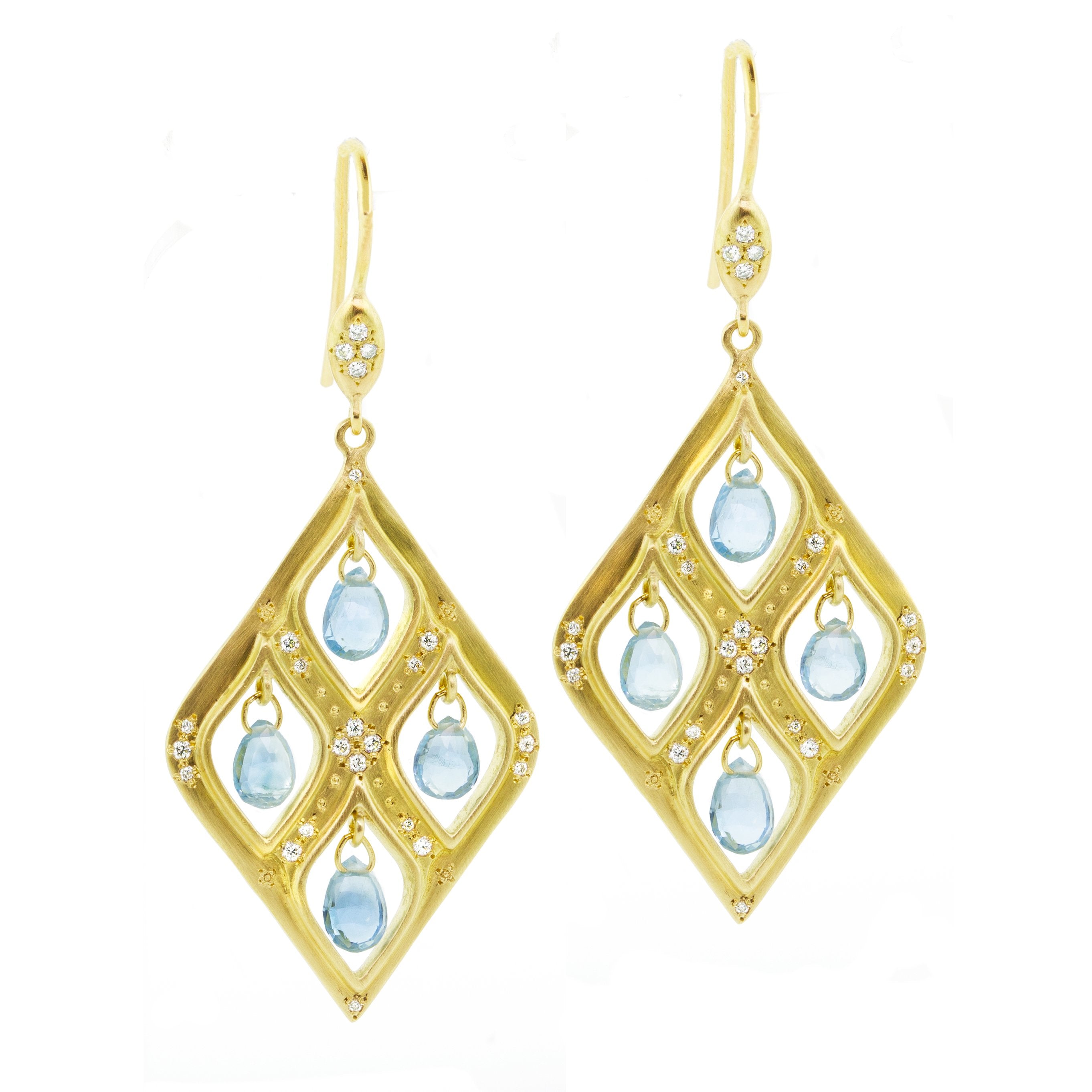 Le Plume Earrings
