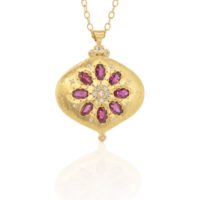 ORNAMENTAL PETAL PENDANT