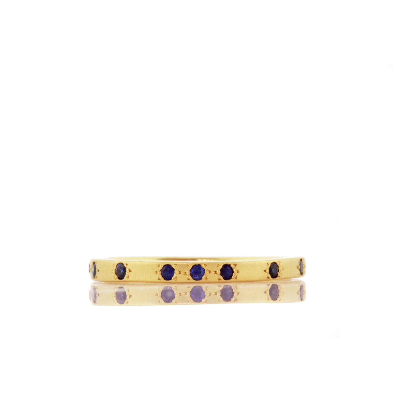 Thin Band in Gold