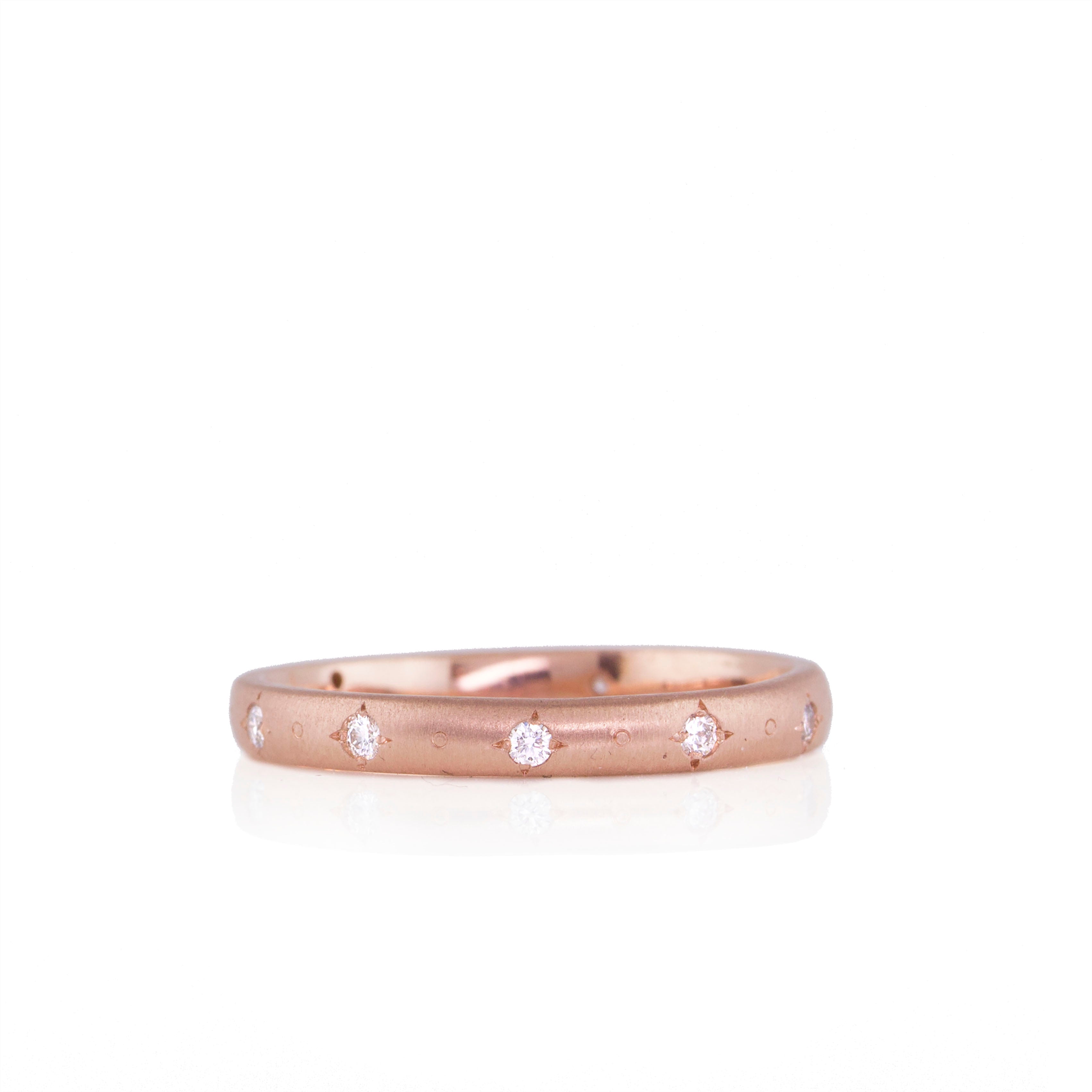 Stepping Stone Band in Gold