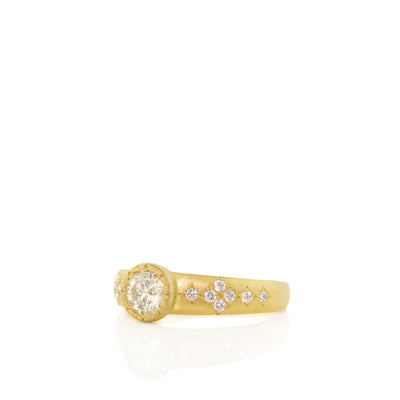 TAPERED MEMORIES SOLITAIRE RING