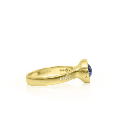 Sapphire Oval Beaded Horizon