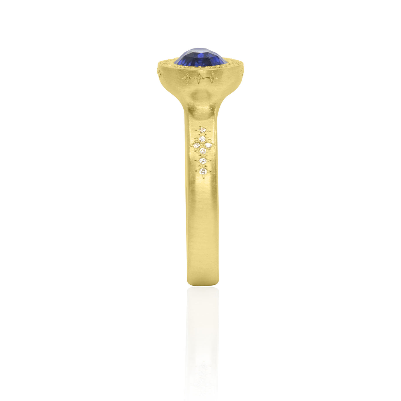 Sapphire Oval Beaded Horizon