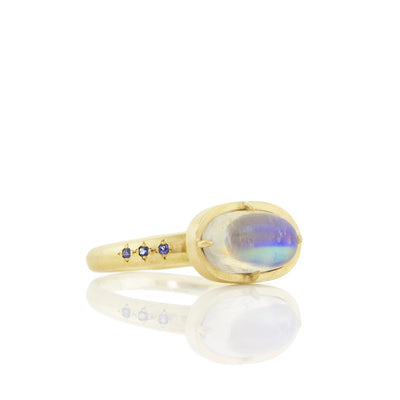 PRONG MOONSTONE RING WITH SAPPHIRES